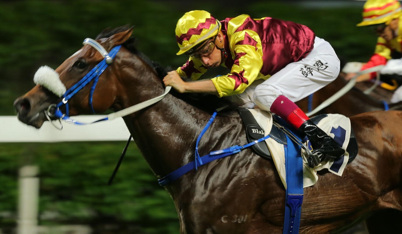 Blake Shinn salutes aboard Bear Again.