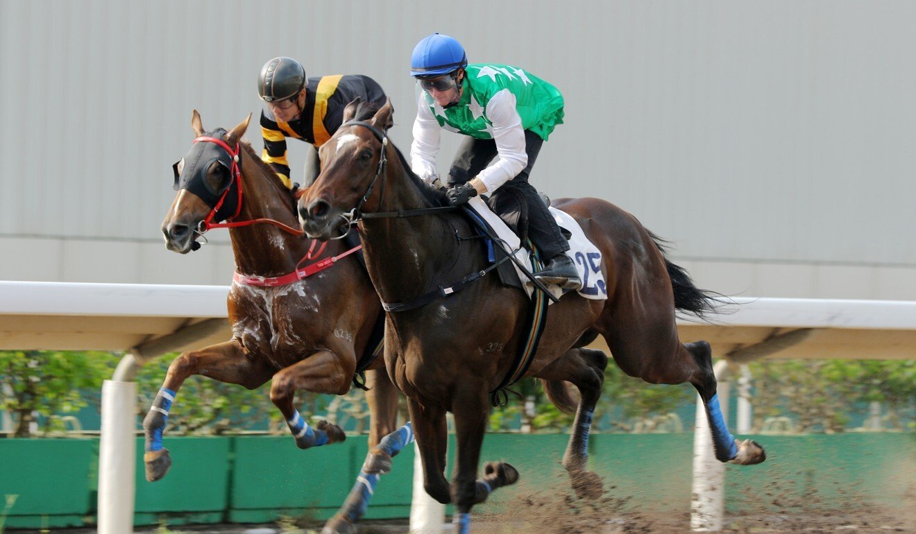 Pakistan Star trials strongly on the all-weather surface at Sha Tin.