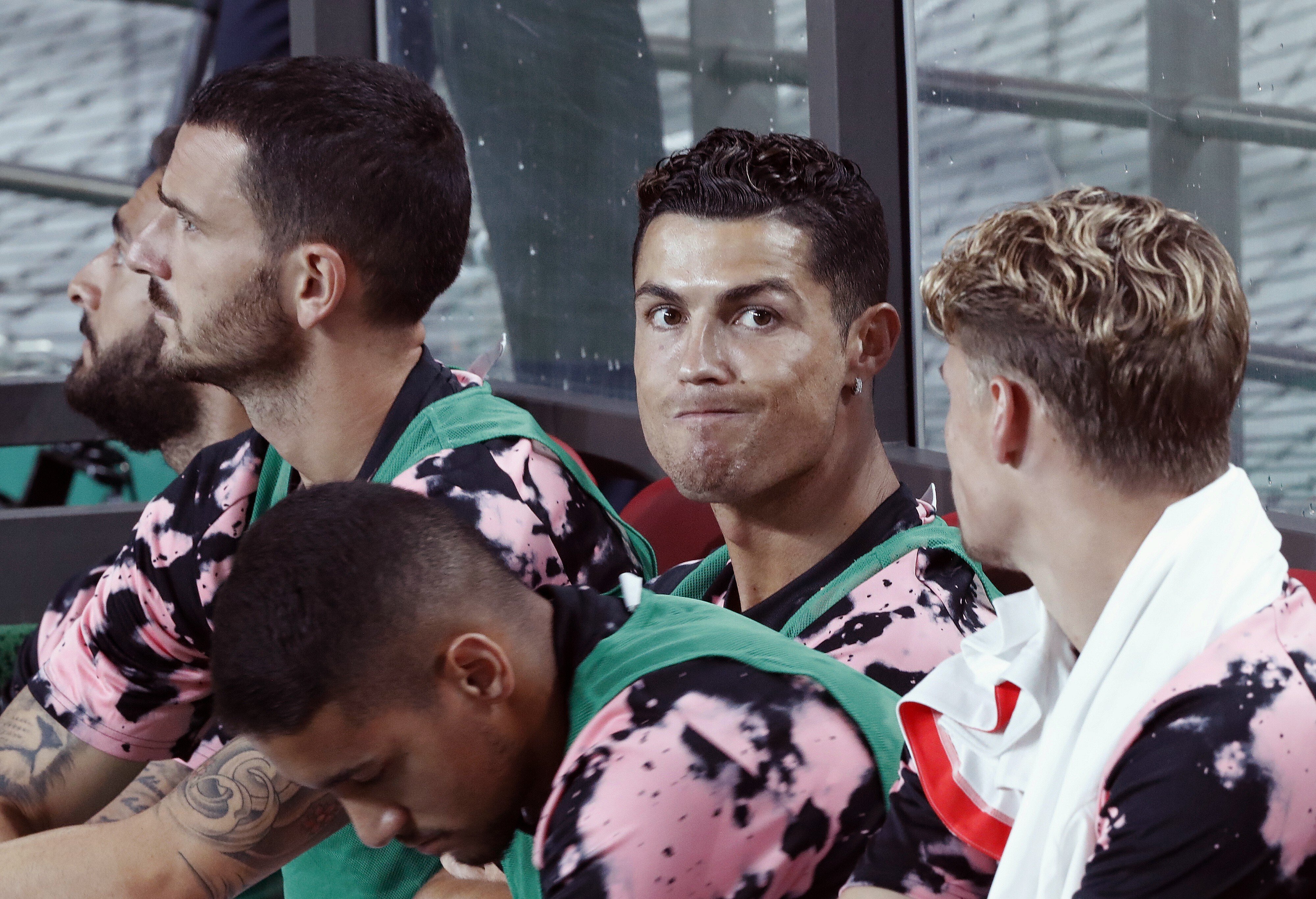 Cristiano Ronaldo of Juventus sits on the bench before a friendly match against the K-League All-Stars at the Seoul World Cup Stadium in Seoul, South Korea, on July 26, 2019. Photo: AP
