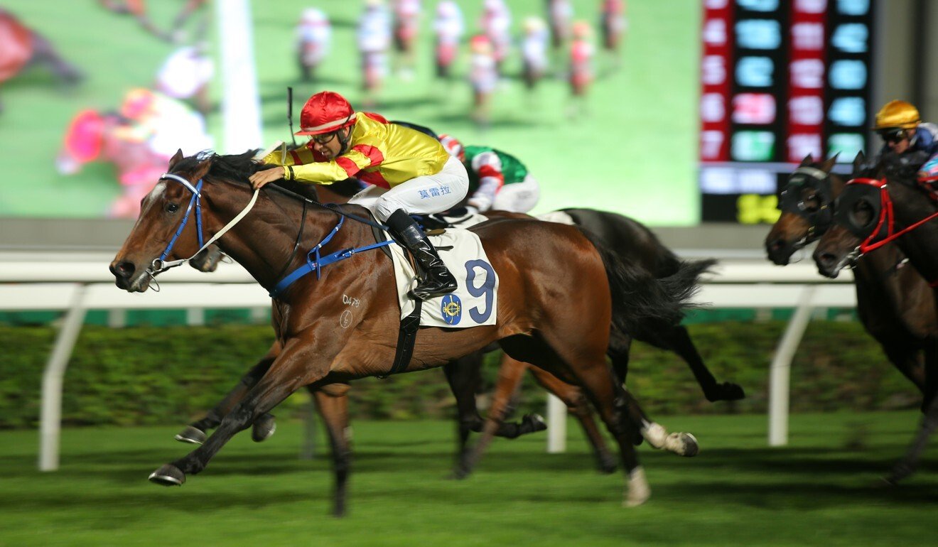 Joao Moreira boots Enrich Delight to victory.