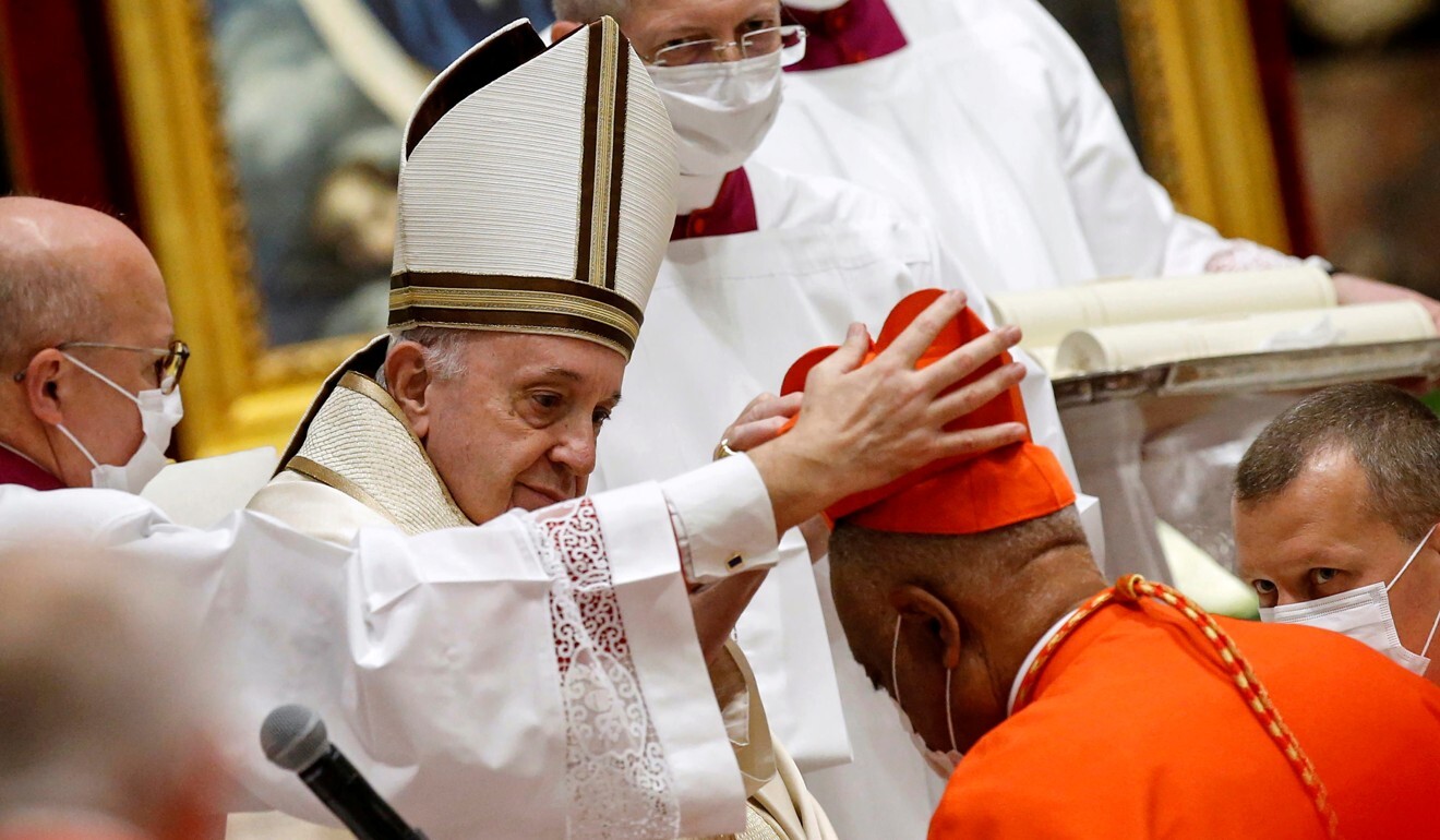 Cardinals show solidarity on Opening Day