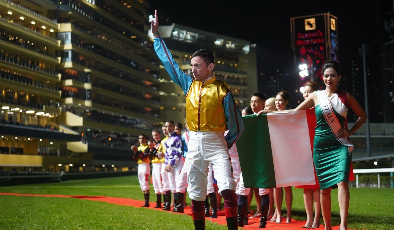 Frankie Dettori is introduced to the crowd before the 2019 IJC.