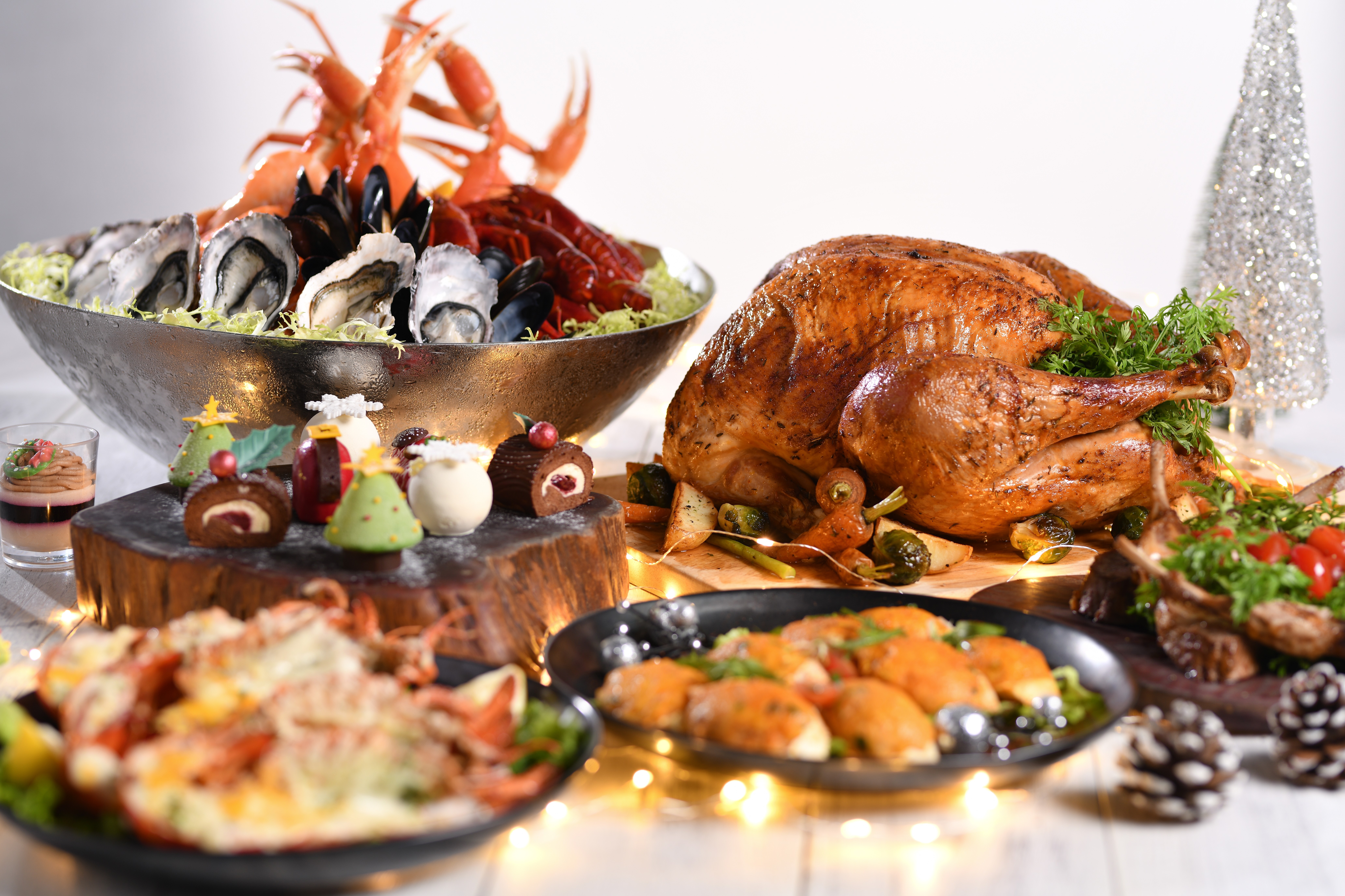 Where to go in Hong Kong for a festive feast this Christmas – enjoy a buffet at The Place (pictured) or set meals of many different cuisines. Photo: Cordis Hong Kong