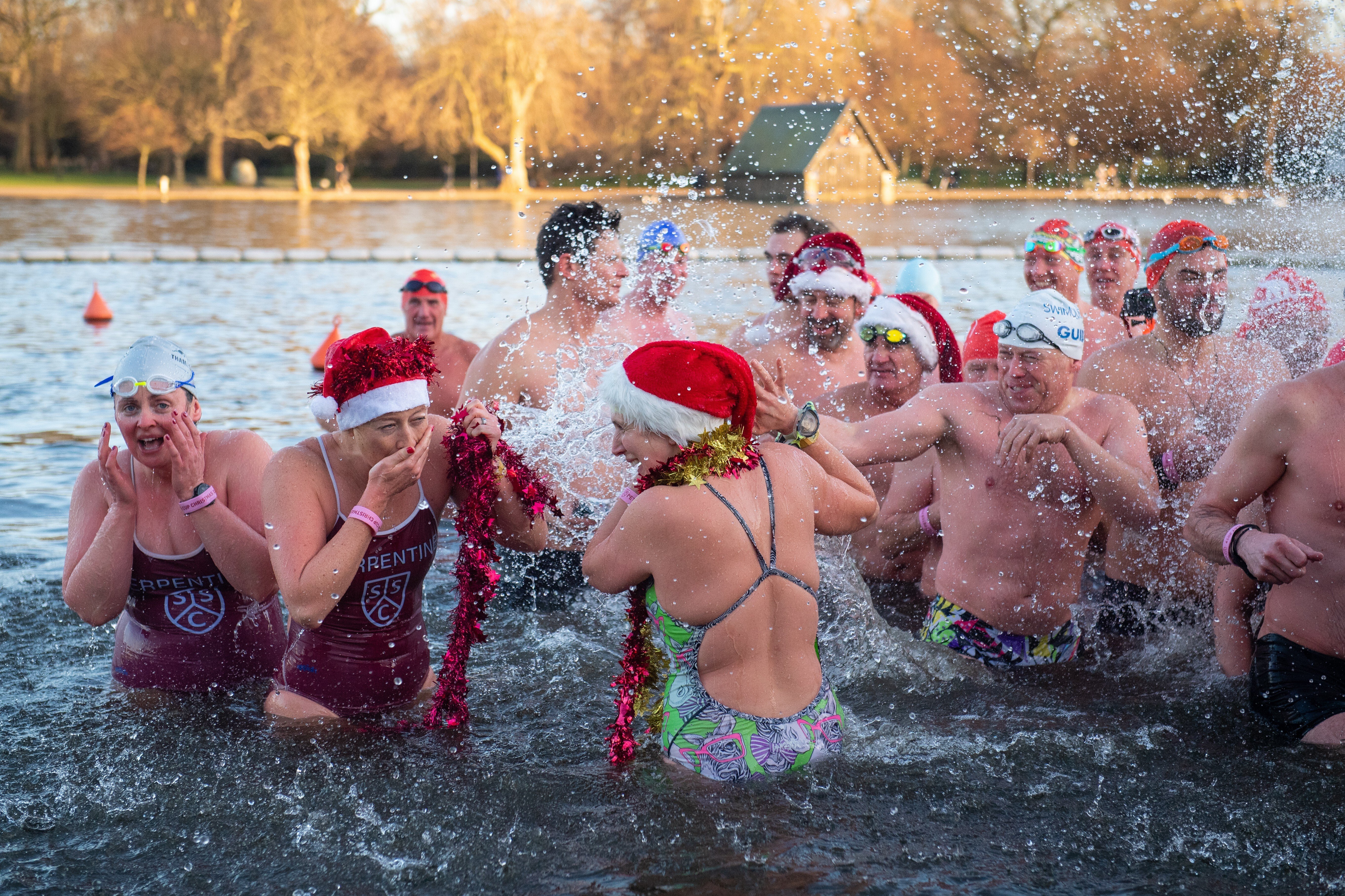 Swimmers at London‘s Serpentine lake on Christmas Day 2019. Photo: Getty Images