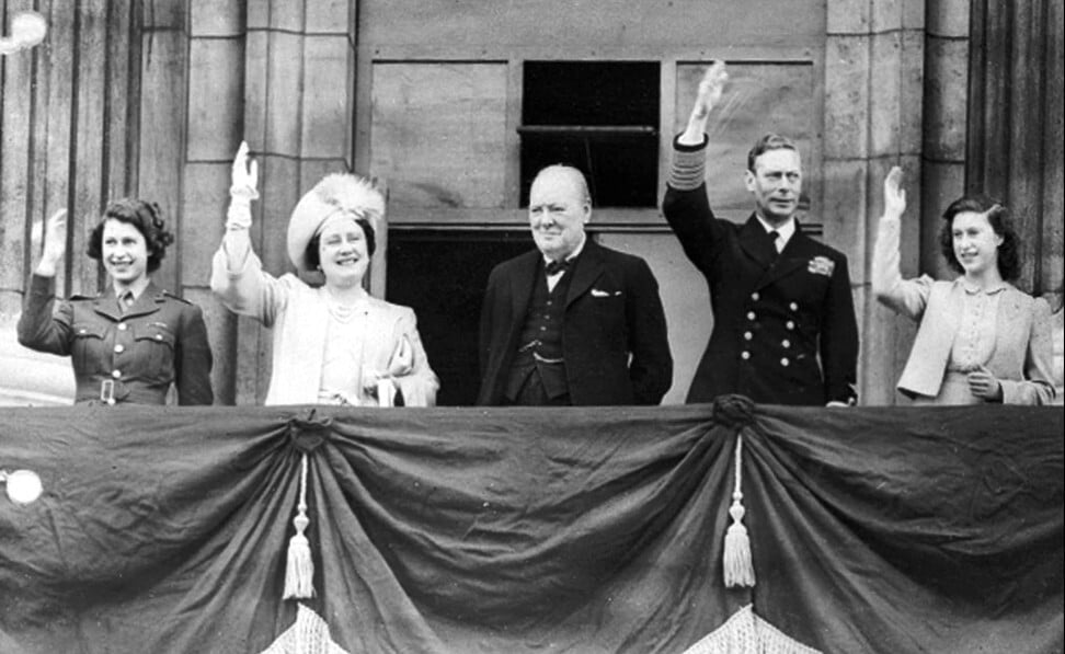 From left, Princess Elizabeth, Queen Elizabeth, Prime Minister Winston Churchill, King George VI and Princess Margaret, on the balcony of Buckingham Palace on V-E Day, May 8, 1945. Photo: AP