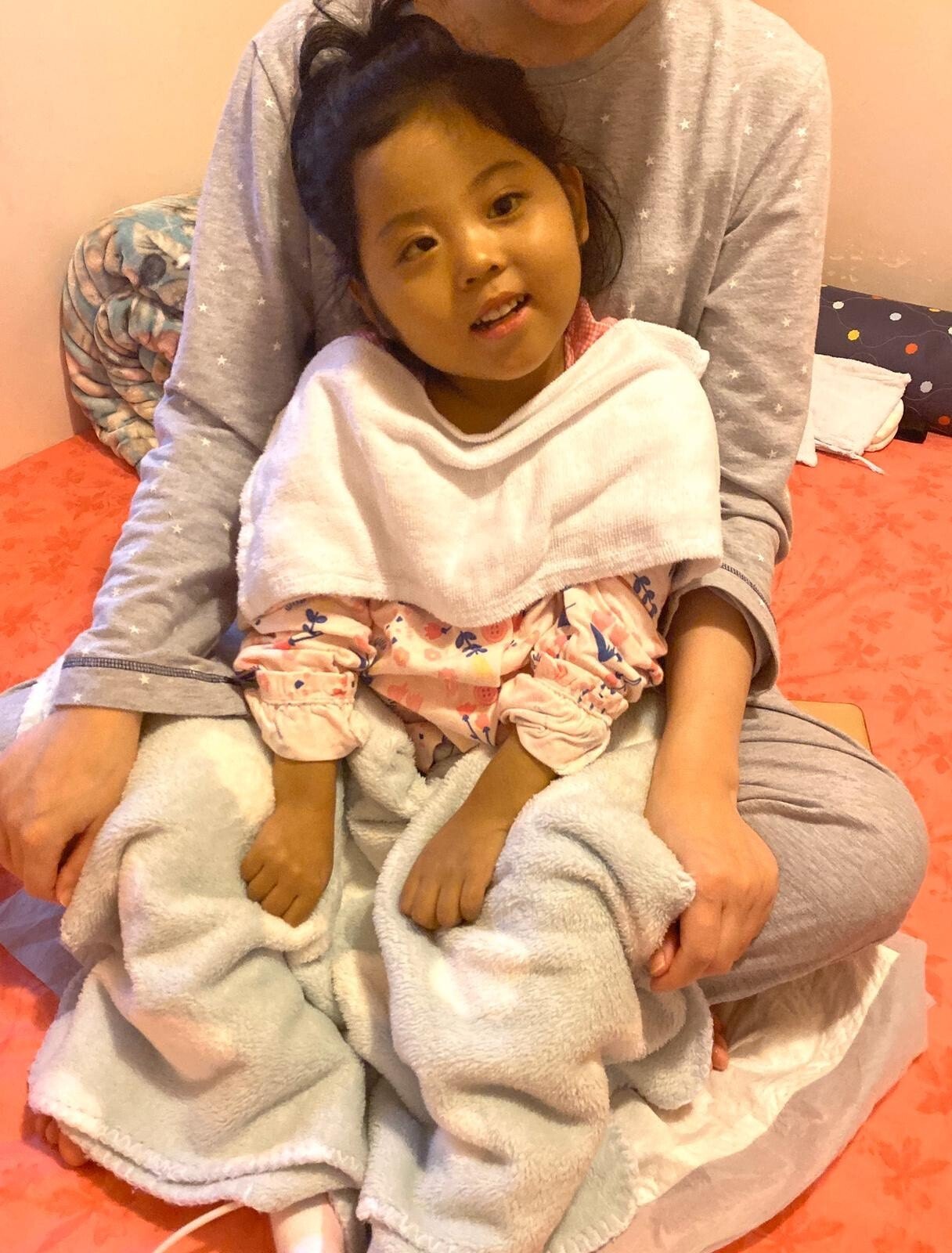 Yu-yan, four, celebrated Christmas and New Year’s Eve at home instead of in hospital, after being discharged because of the coronavirus. Photo: courtesy of Yu-yan’s family
