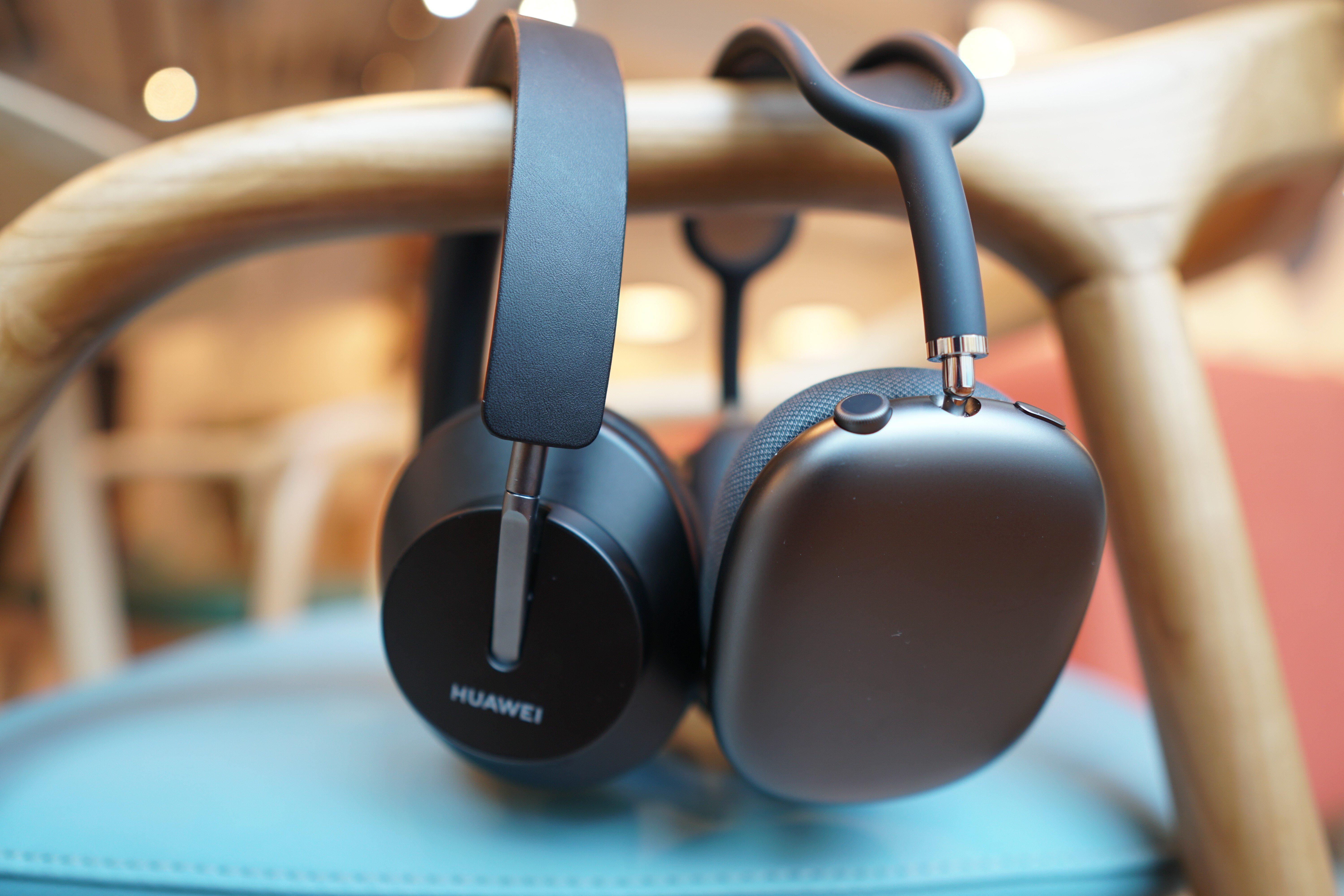 Skru ned ballet Sommetider Apple AirPods Max vs Huawei FreeBuds Studio: which headphones are best? |  South China Morning Post