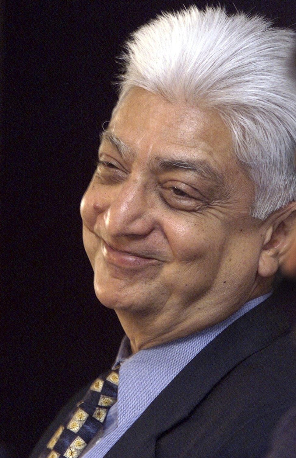 Mukesh Ambani earns US$31,202 every minute and is worth more than