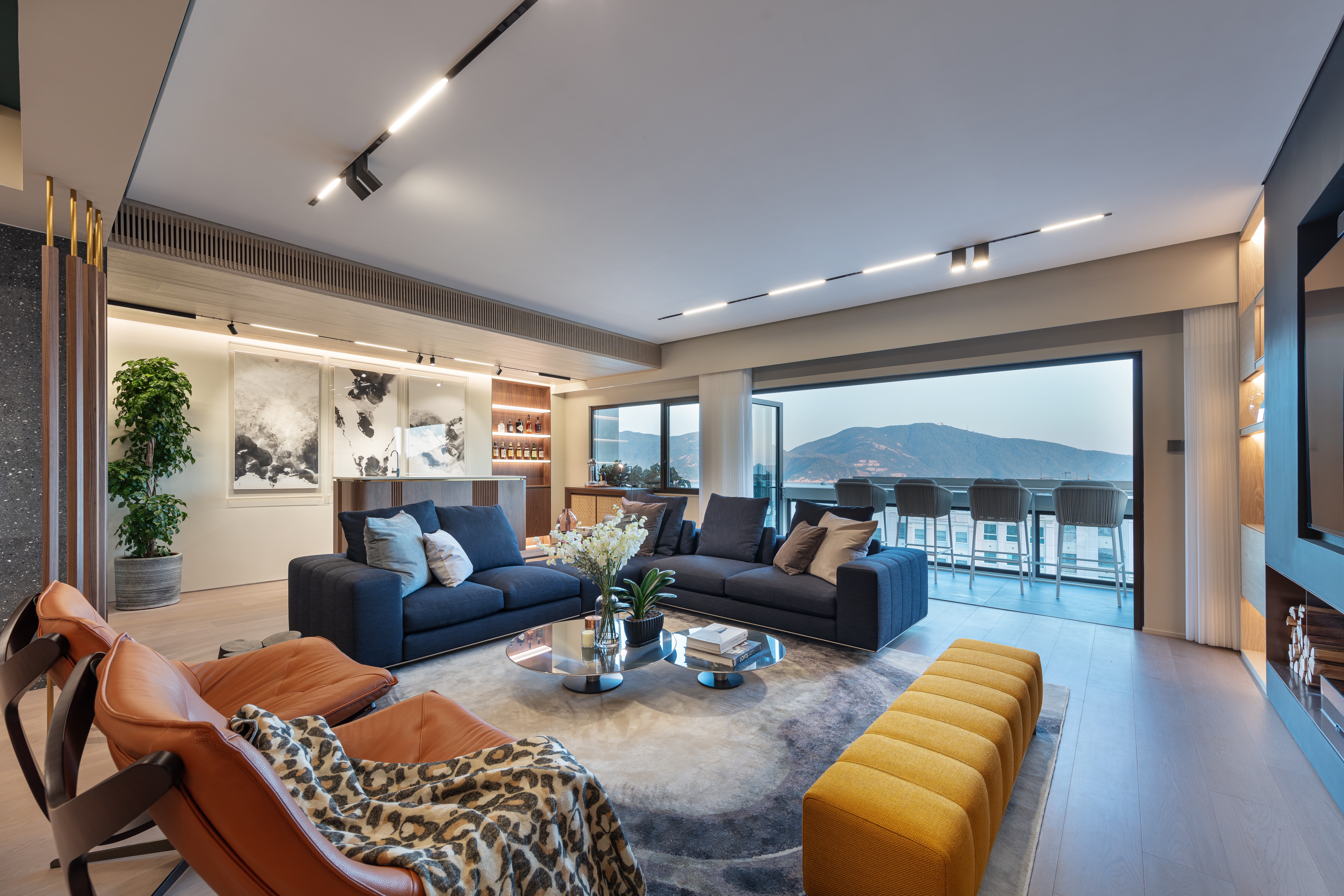 Designer Max Lam infused this Tai Tam home with the comfort and style of a ski lodge. Photo: Dick Liu