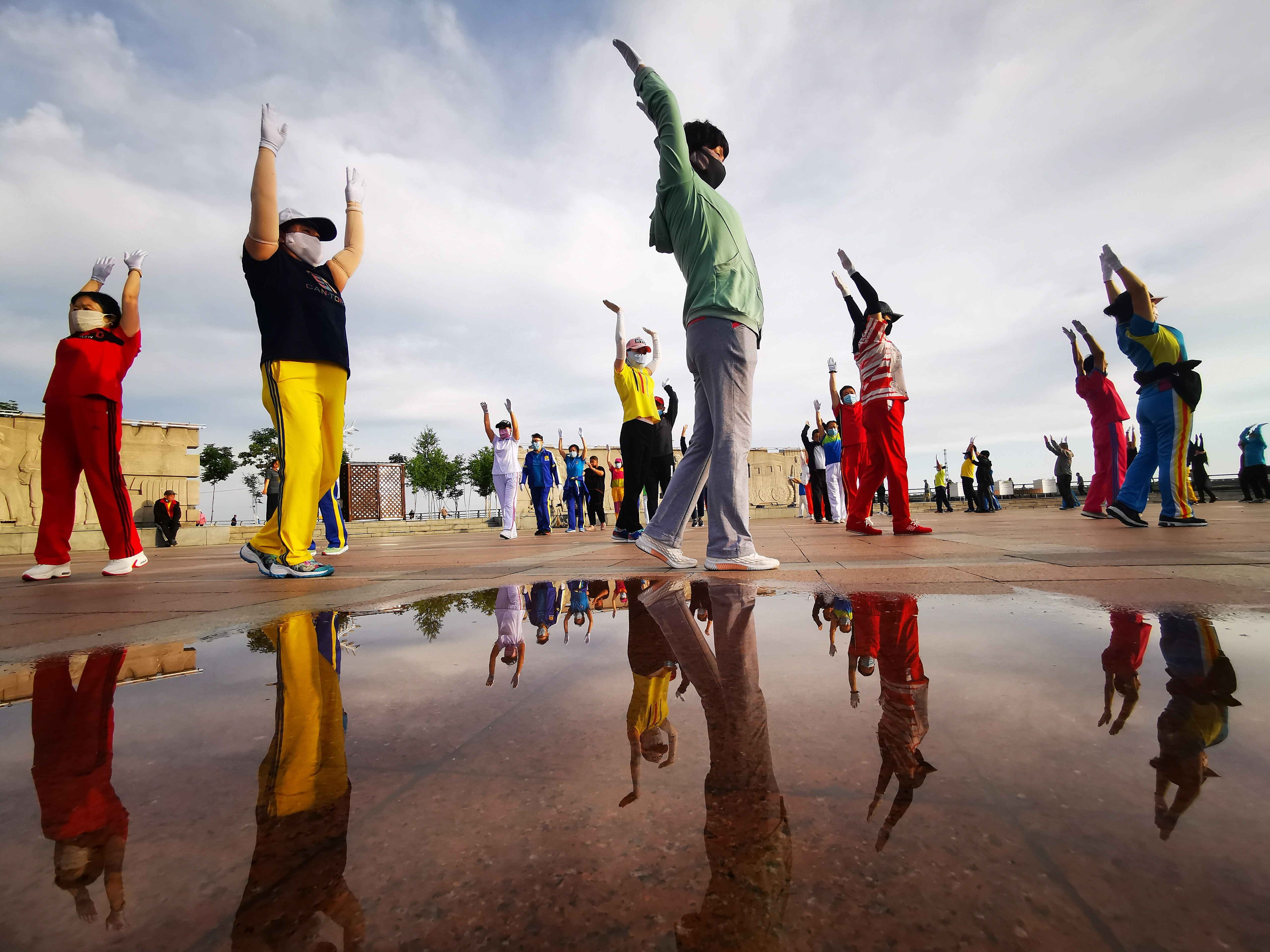 People exercise in Jiamusi, Heilongjiang province, China. Photo: Getty Images