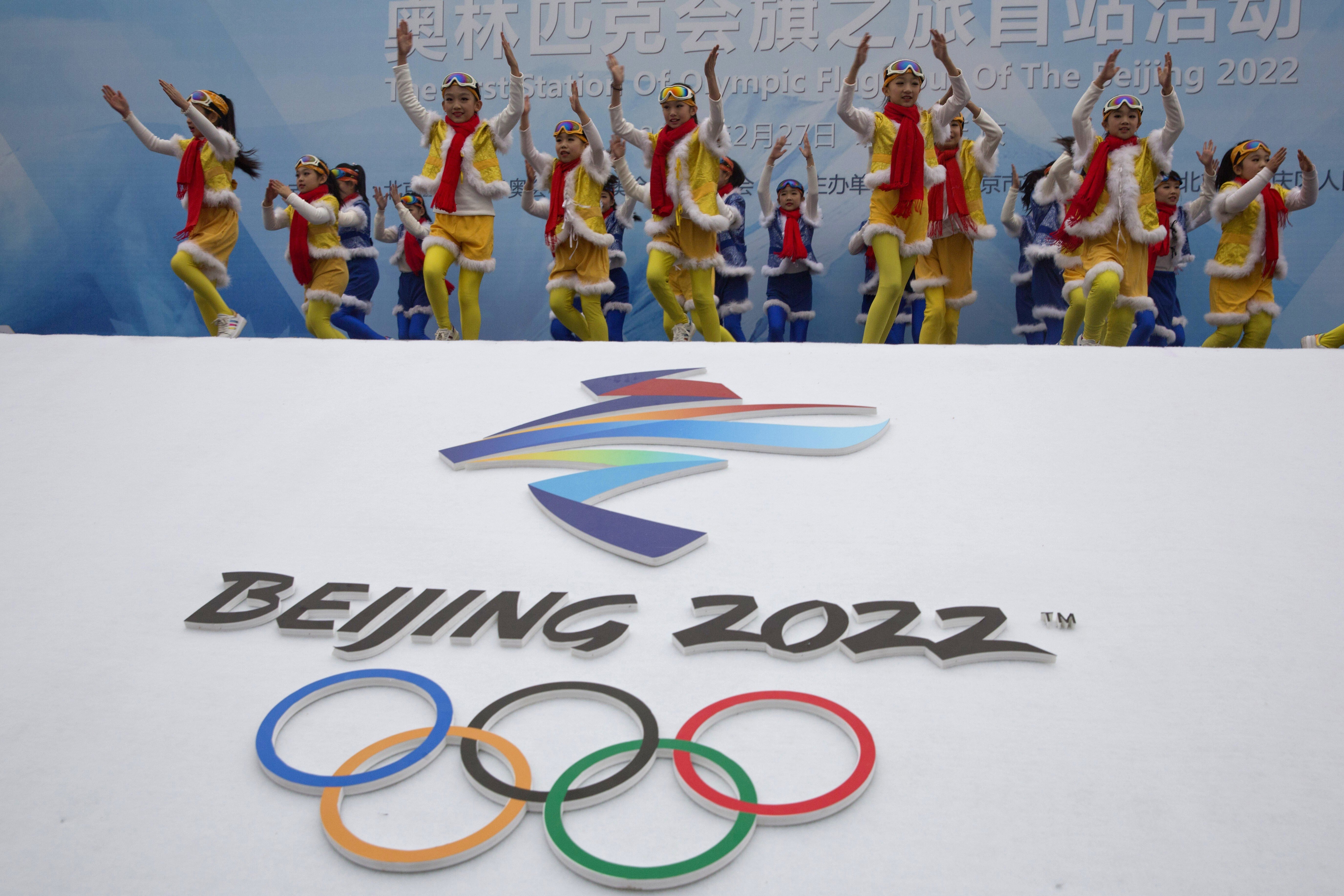 Какие олимпиады 2022. Зимние Олимпийские игры в Пекине 2022. Зимние Олимпийские игры 2022 фон. Олимп игры 2022.