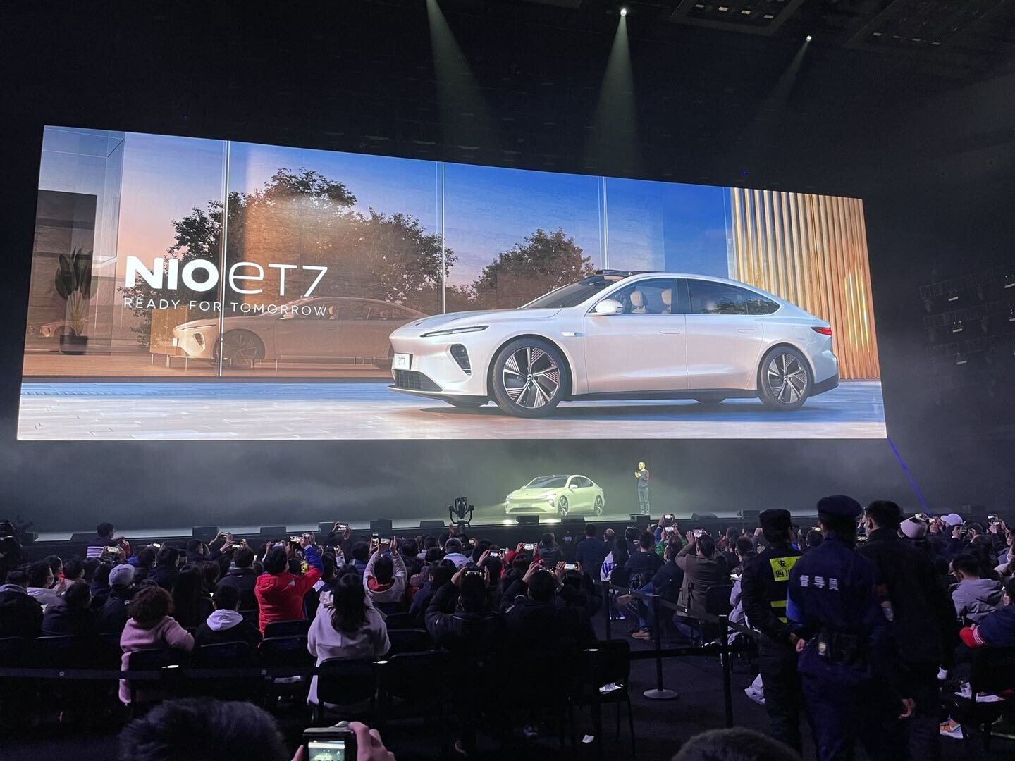 Nio’s chief executive William Li Bin unveils the all-electric ET7 sedan at the carmaker’s global launch ceremony in Chengdu on January 9. Nio is cementing its role as a challenger to Tesla in China’s premium electric vehicle segment. Photo: Daniel Ren