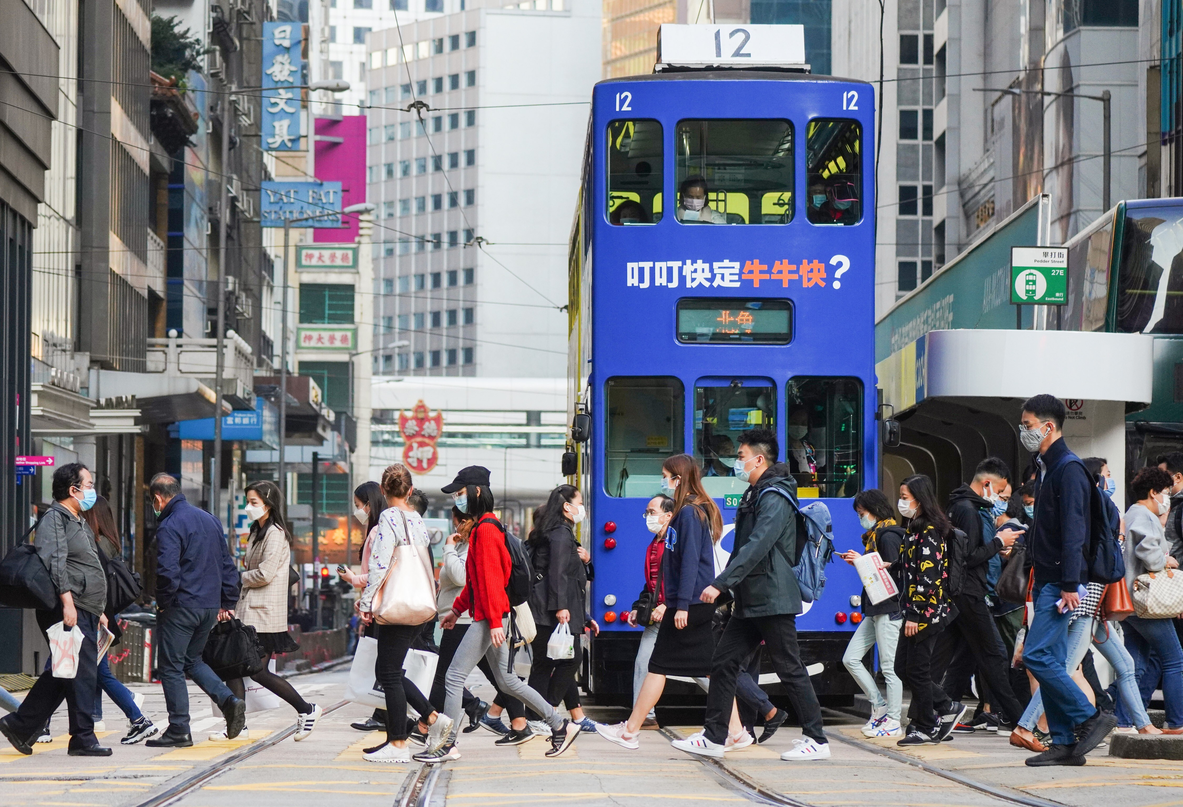 A new survey said almost a quarter of university-educated Hongkongers under the age of 35 planned to leave the city to work. Photo: Sam Tsang
