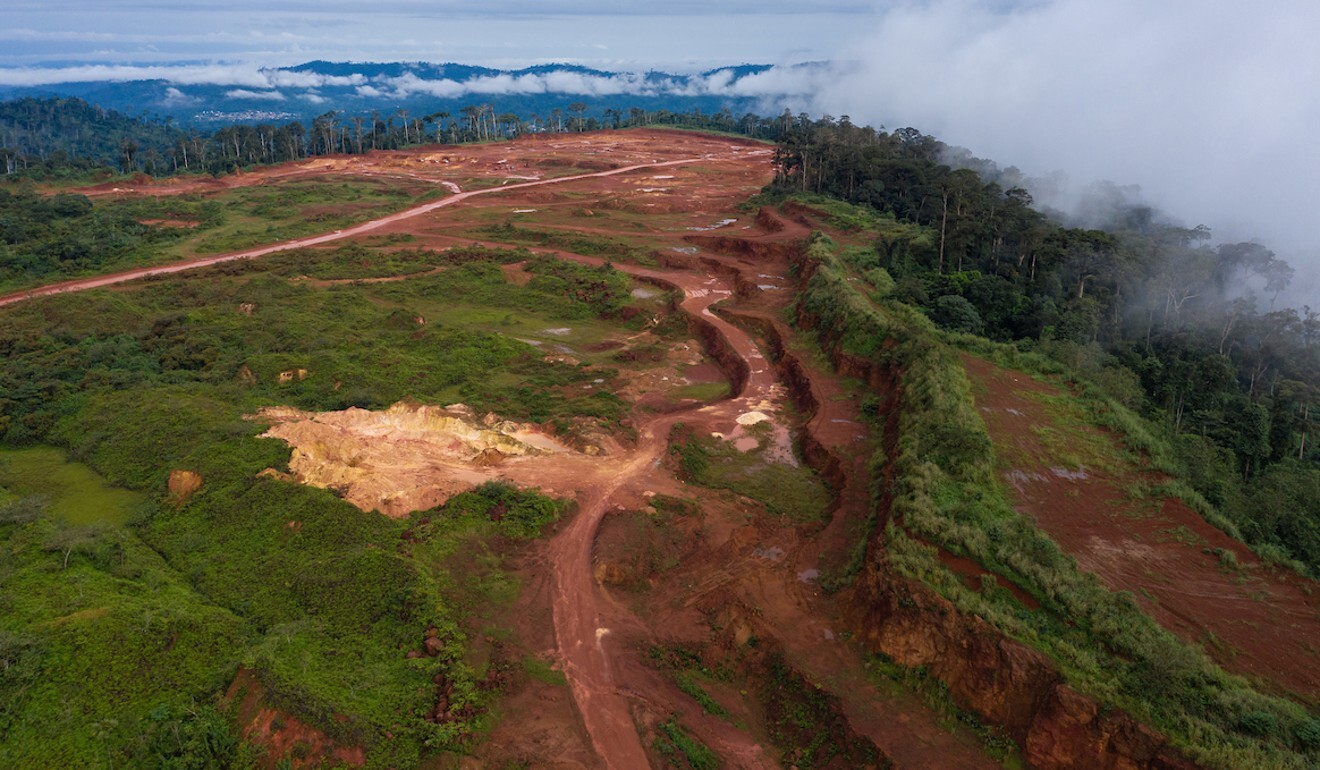 Aerial view of the Awaso bauxite mine in Ghana in 2019. Photo: Thomas Cristofoletti/Ruom