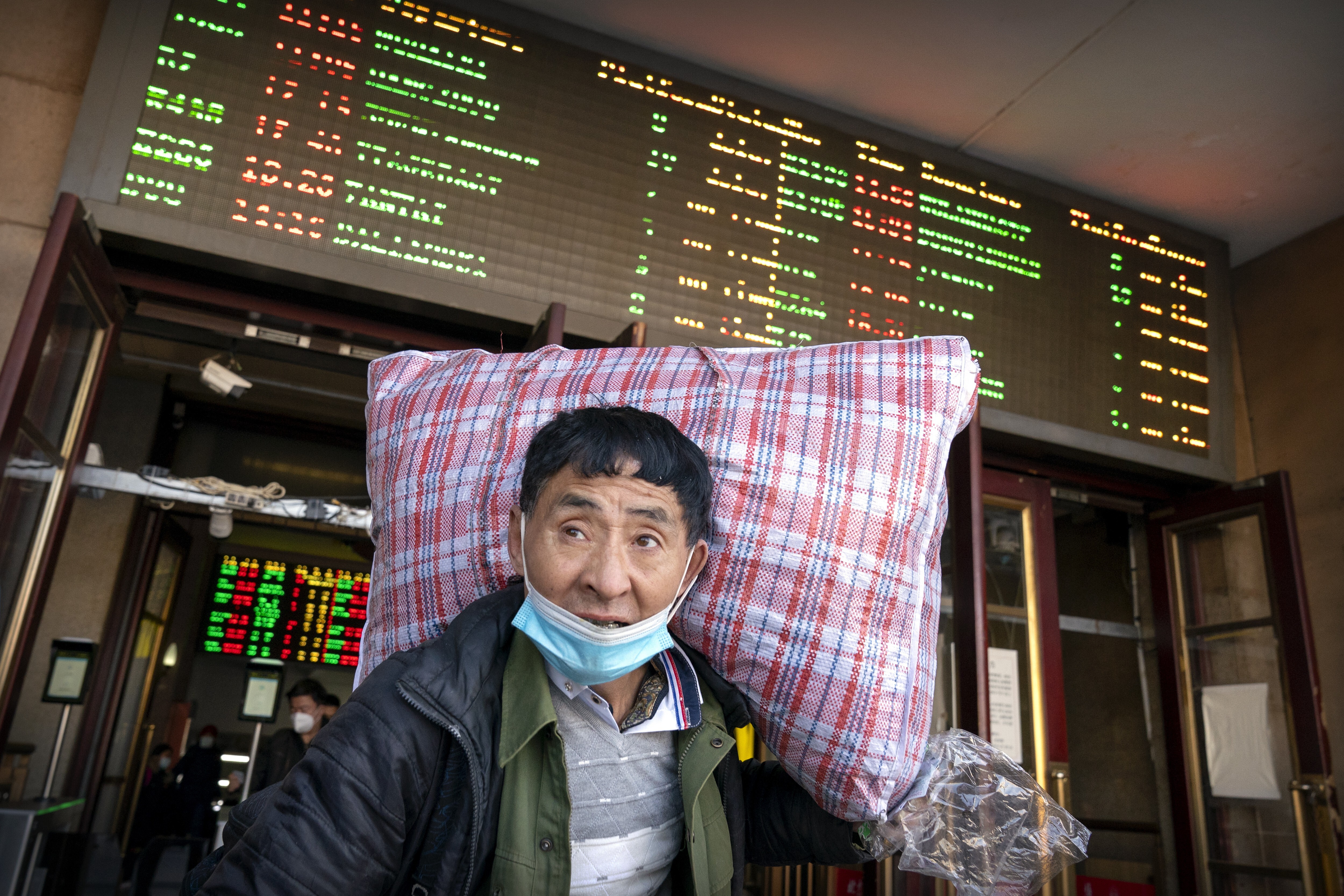 For the first time since 2008, the number of migrant workers in China fell in 2020. Photo: AP