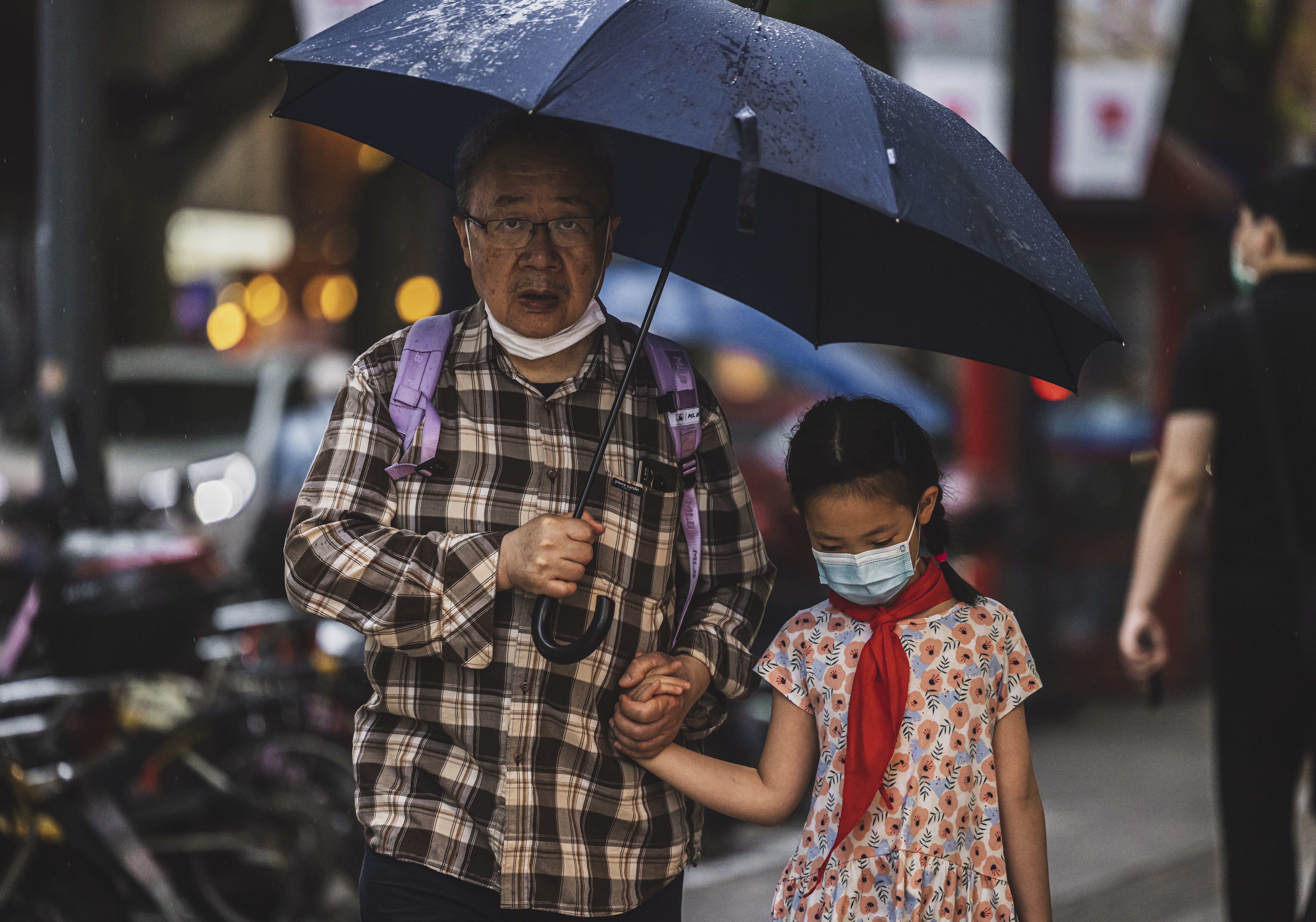 The number of elderly people aged 65 and over in China rose to 191 million last year from 119 million in 2010. Photo: EPA-EFE