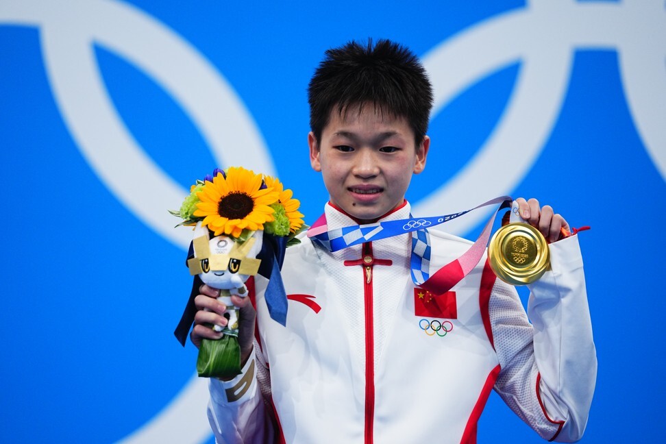 Tokyo Olympics Chinese 14yearold Quan Hongchan produces three