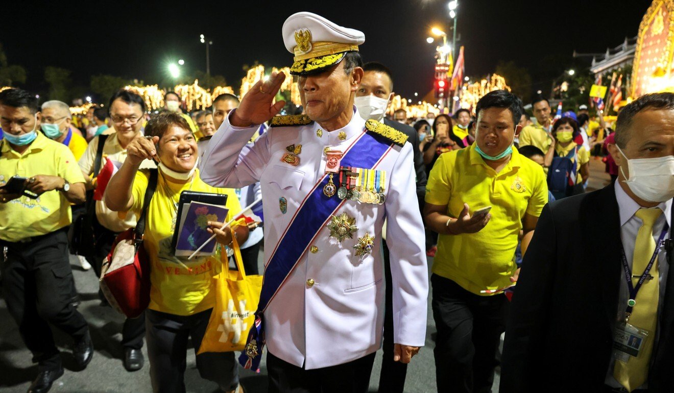 Thailand’s Prime Minister Prayuth Chan-ocha greets supporters in Bangkok. Photo: Reuters