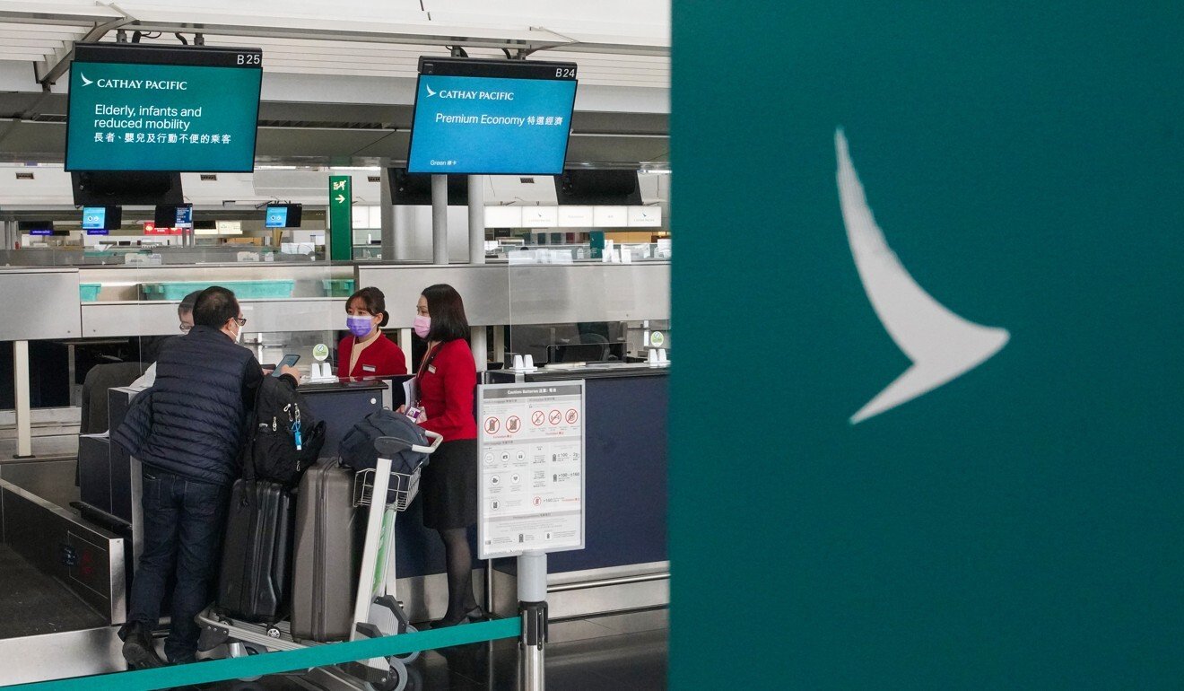 Cathay pacific economy on sale baggage allowance