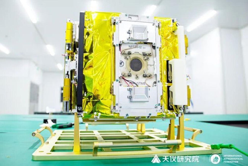The Beihang Kongshi 1 satellite could allow global air traffic to be tracked from space. Photo: Tianyi Research Institute