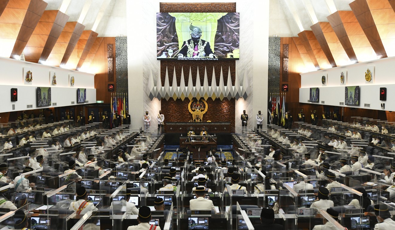 Malaysia’s Ruling Coalition Signs Landmark Pact With Opposition, In ...