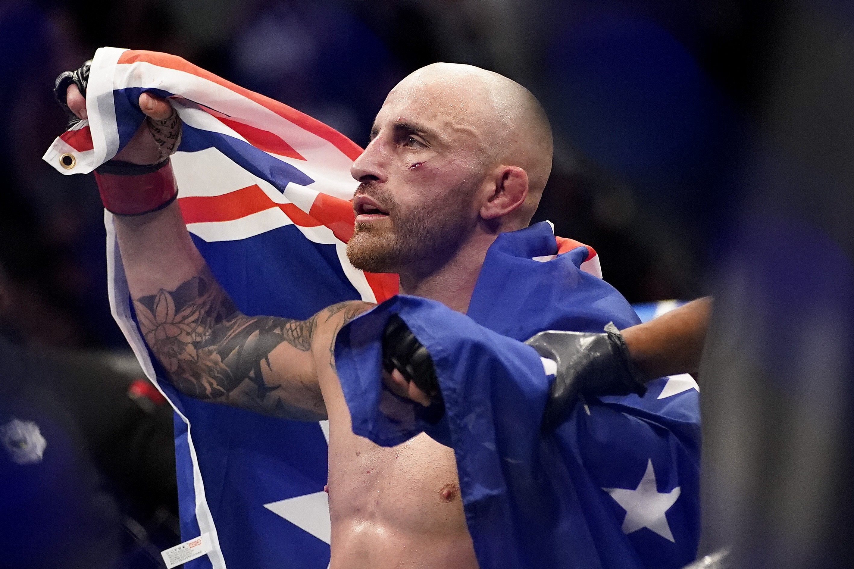 UFC 267 Alex Volkanovski reveals champ champ bid after earning  featherweight GOAT status  Daily Telegraph