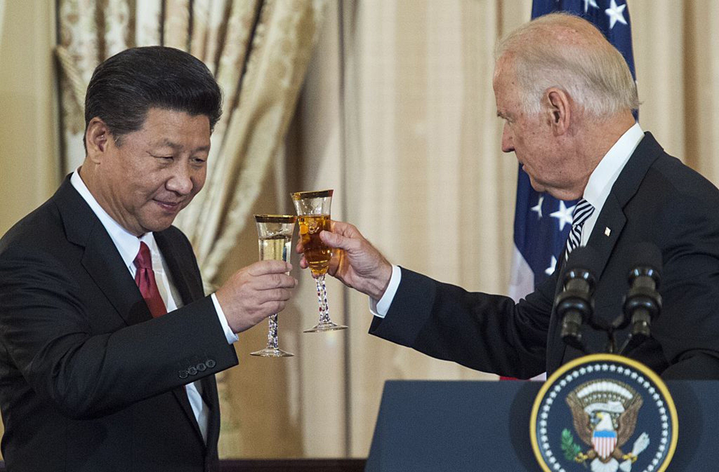Then US vice-president Joe Biden and Chinese President Xi Jinping raise a toast during a state lunch for China at the Department of State in Washington in September 2015. Photo: AFP