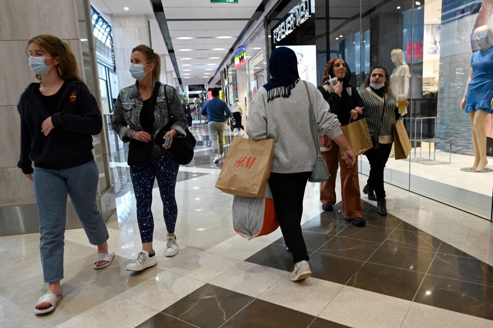 Shoppers at a mall in Sydney. Photo: AFP