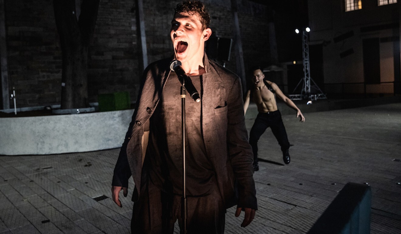 A 2019 version of Ivanhoe Lam’s production, based on Franz Kafka’s story ‘A Report to an Academy’, was staged in the prison yard at Hong Kong’s Tai Kwun – Centre for Heritage and Arts.