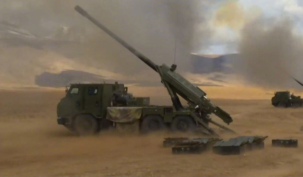 PCL-181 advanced vehicle-mounted howitzer
