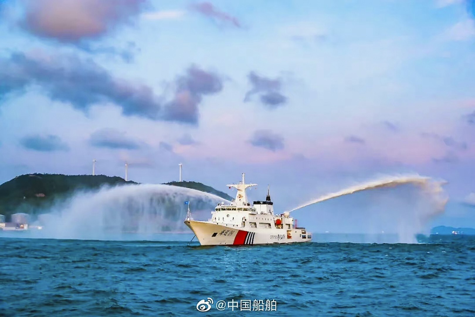 The vessel can be used for search and rescue operations. Photo: Weibo