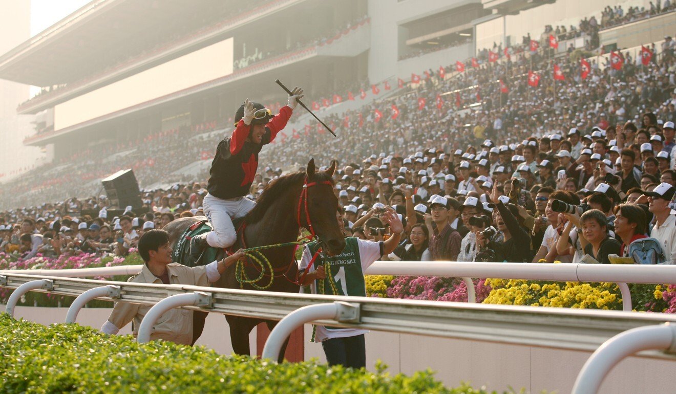 Olivier Doleuze celebrates Good Ba Ba’s three-peat in 2009. Photo: Kenneth Chan