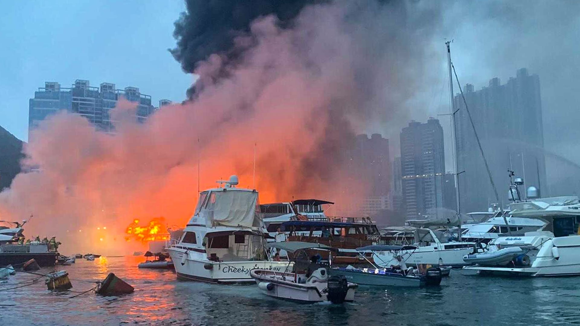 Hong Kong Typhoon Shelter Blaze Sinks At Least Vessels Damages 12 Prompting Renewed Calls For Authorities To Fix Long Standing Structural Problems In Marinas South China Morning Post