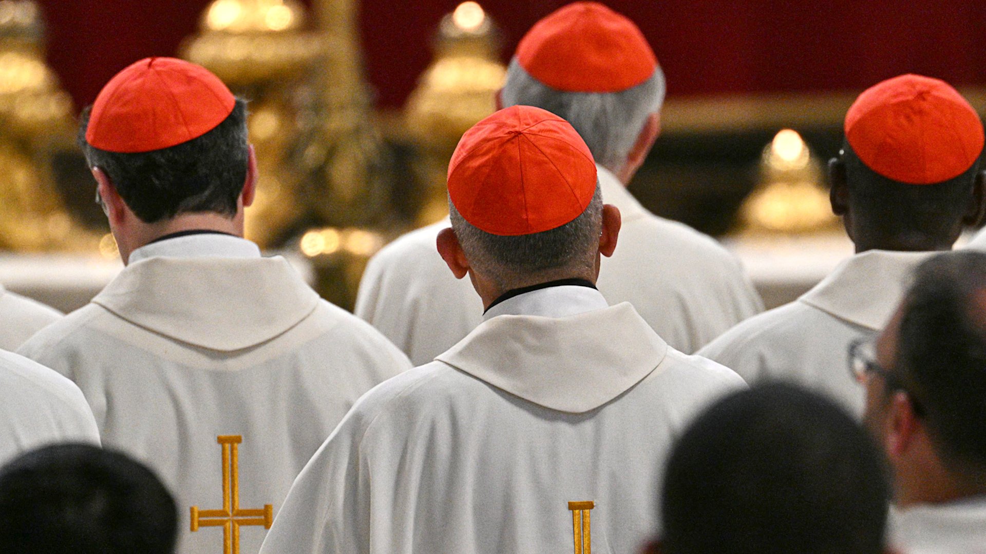 What is a conclave and how does it pick a new pope?