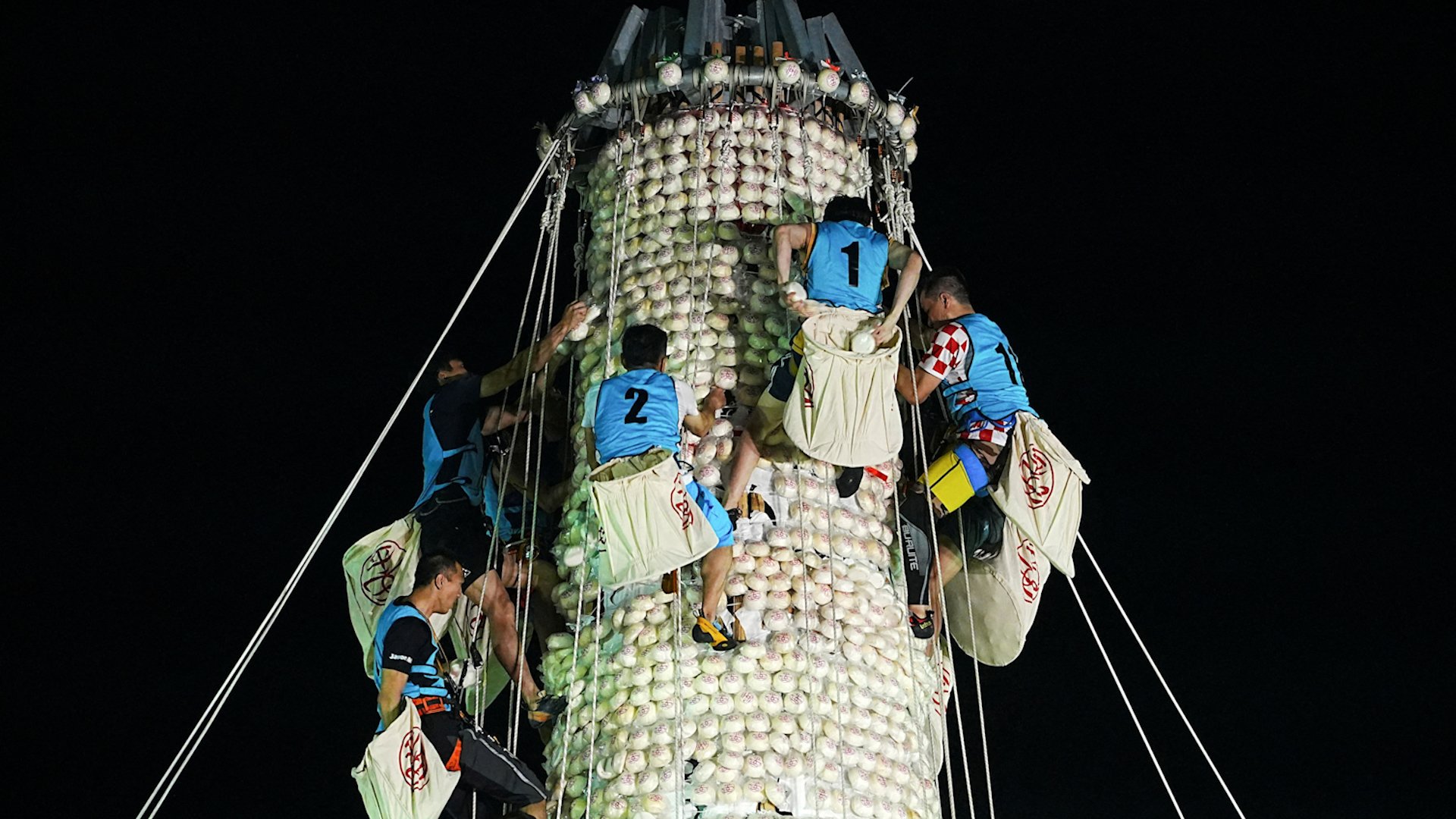Cheung Chau local, Hong Kong ice climber emerge as bun-grabbing contest winners