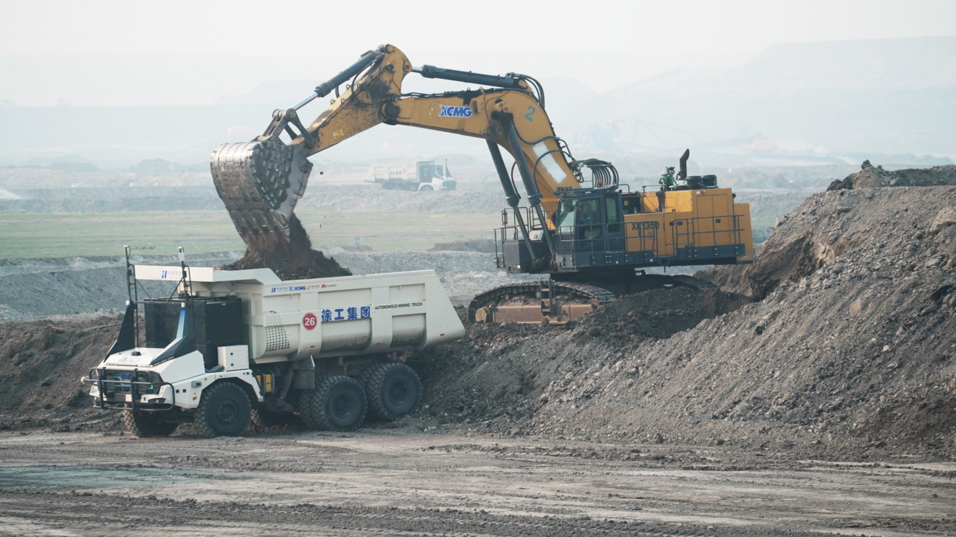 China rolls out world’s largest fleet of driverless mining trucks powered by Huawei tech