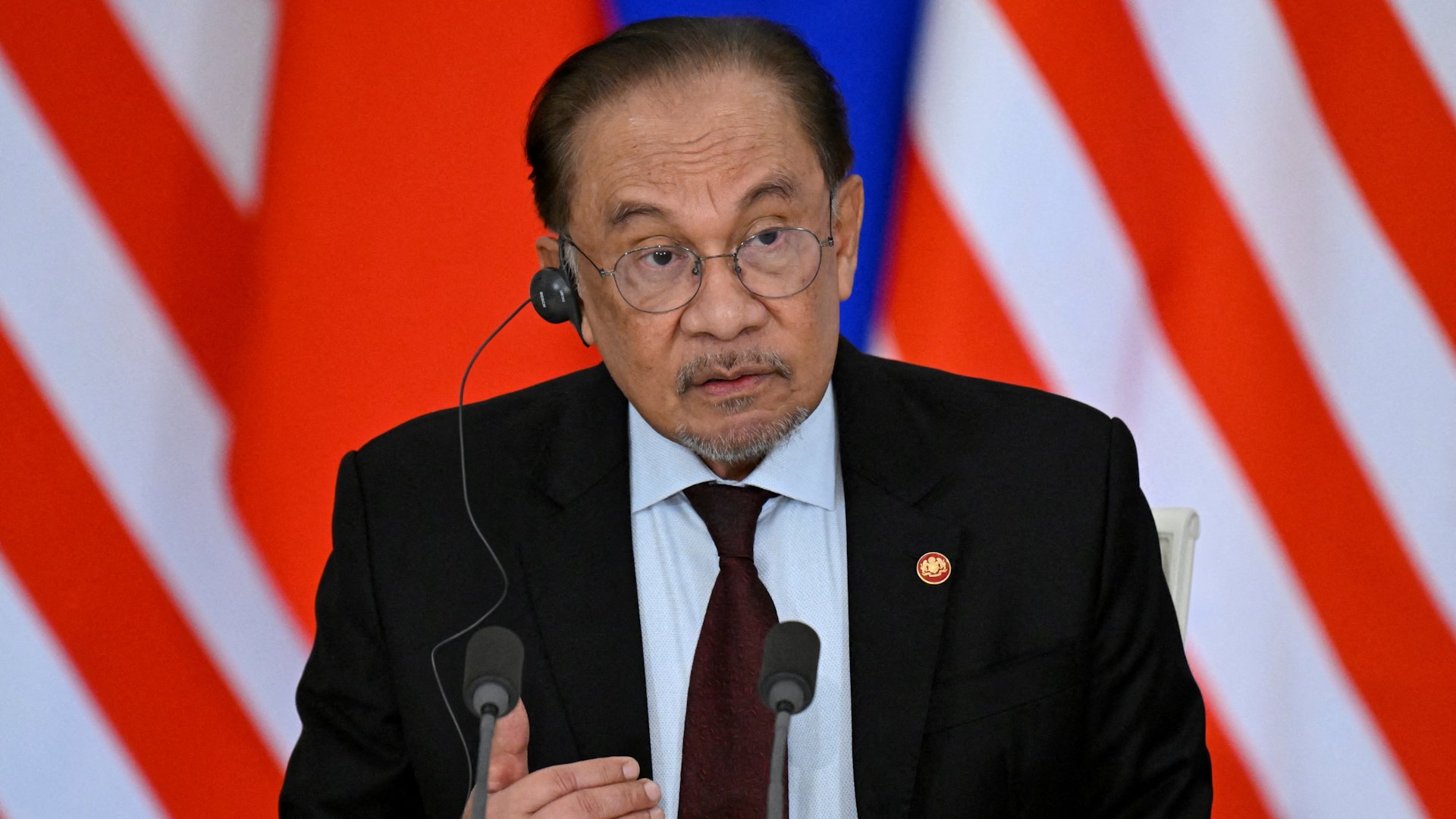 Asean leaders sign Kuala Lumpur Declaration as Malaysian PM warns of ‘unsettled’ international order