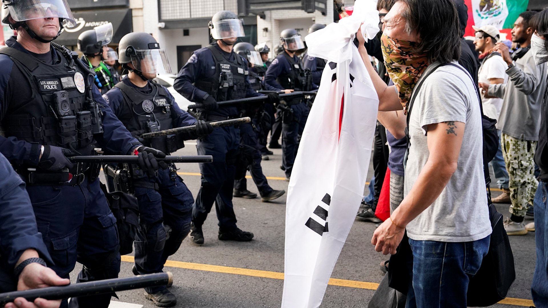 Trump orders 700 Marines and 2,000 more National Guard troops to quell Los Angeles unrest