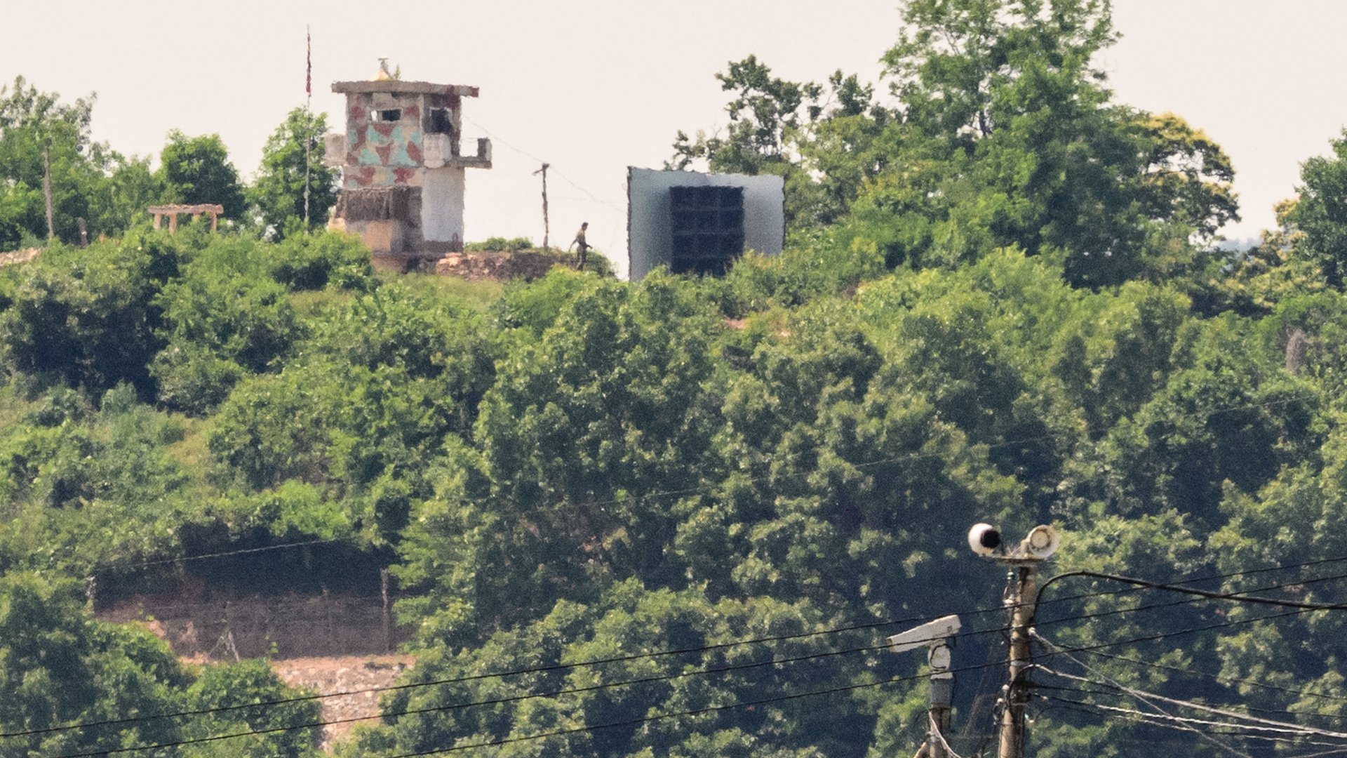 South Korea suspends propaganda loudspeaker broadcasts along border to North Korea