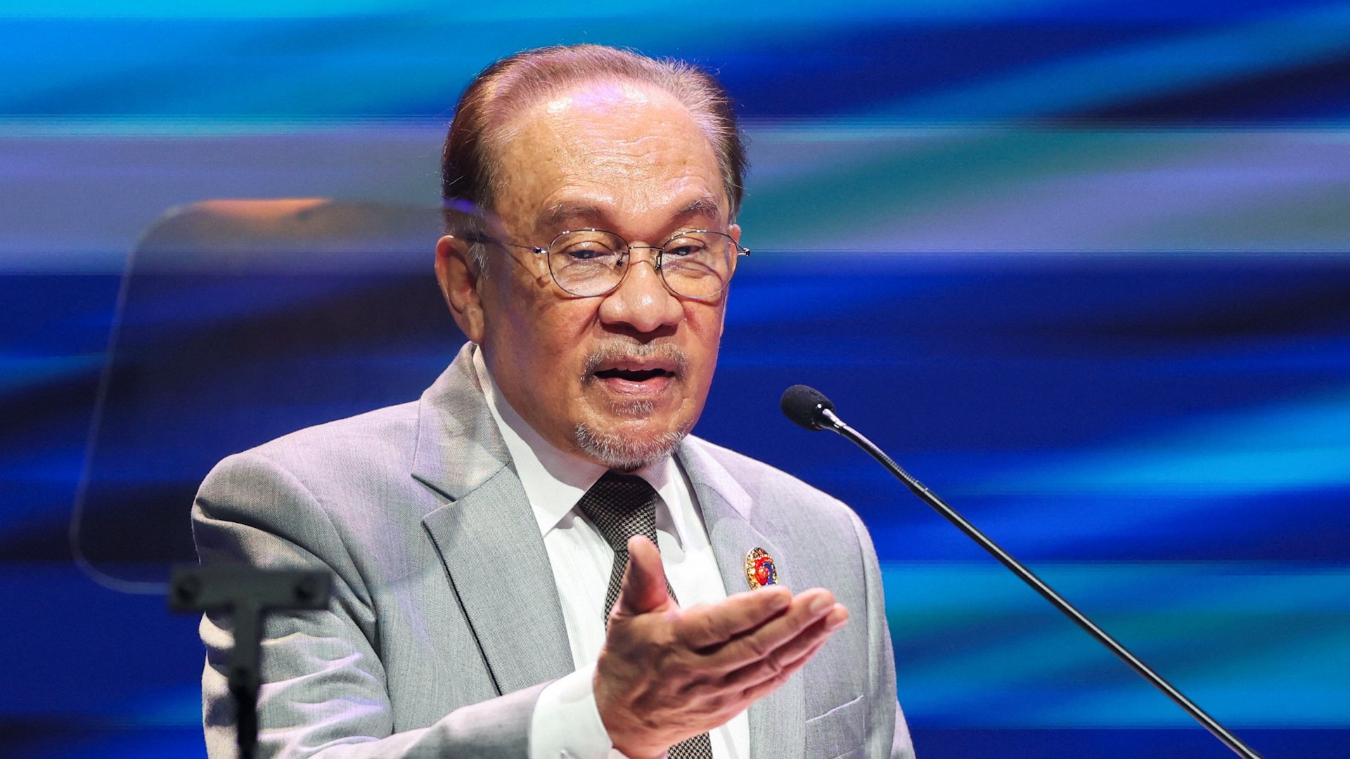 Malaysia’s Anwar slams US tariffs, calls for stronger inter-Asean trade