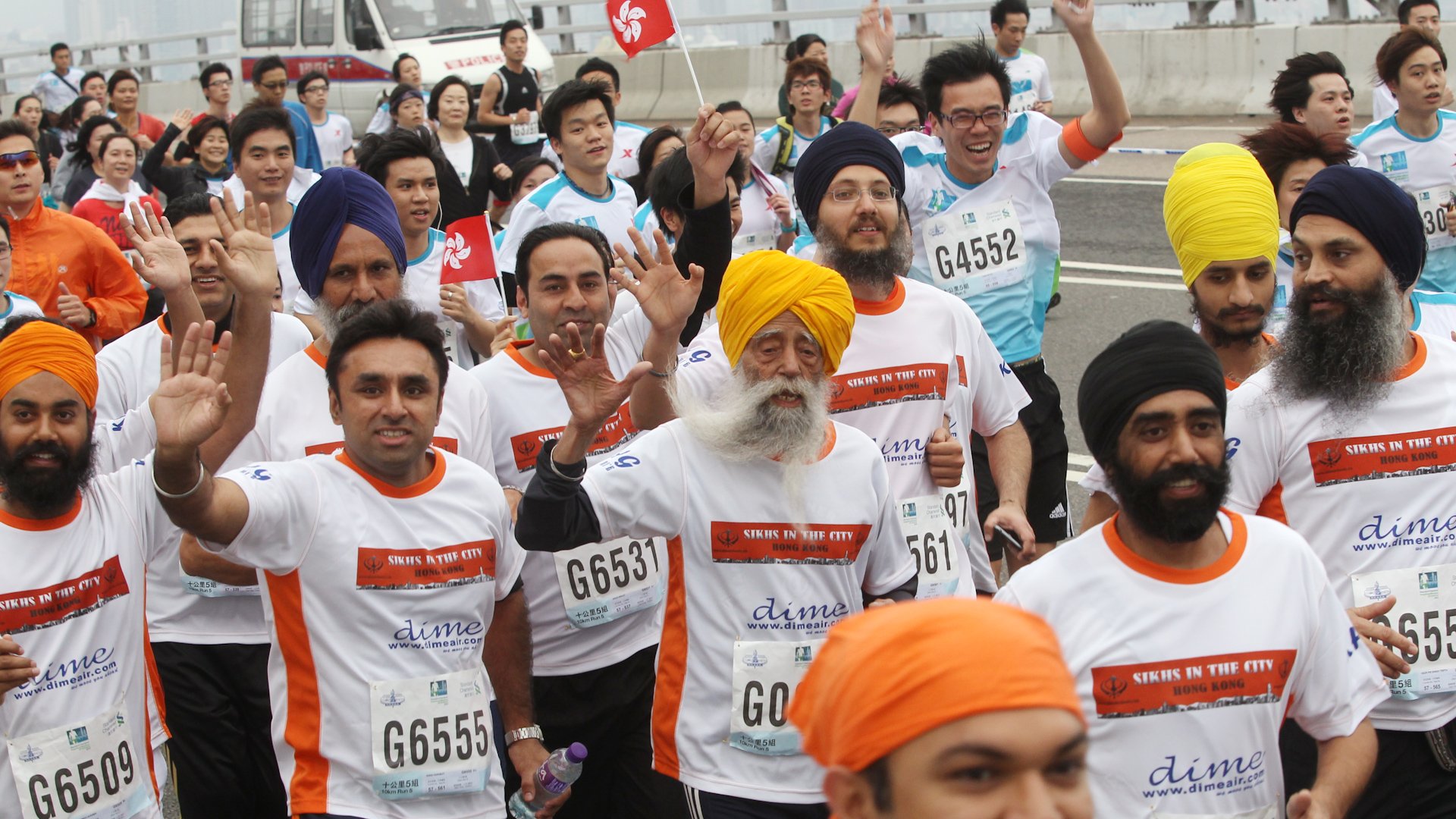 ‘Turbaned Tornado’ marathon runner Fauja Singh dies at 114 in India