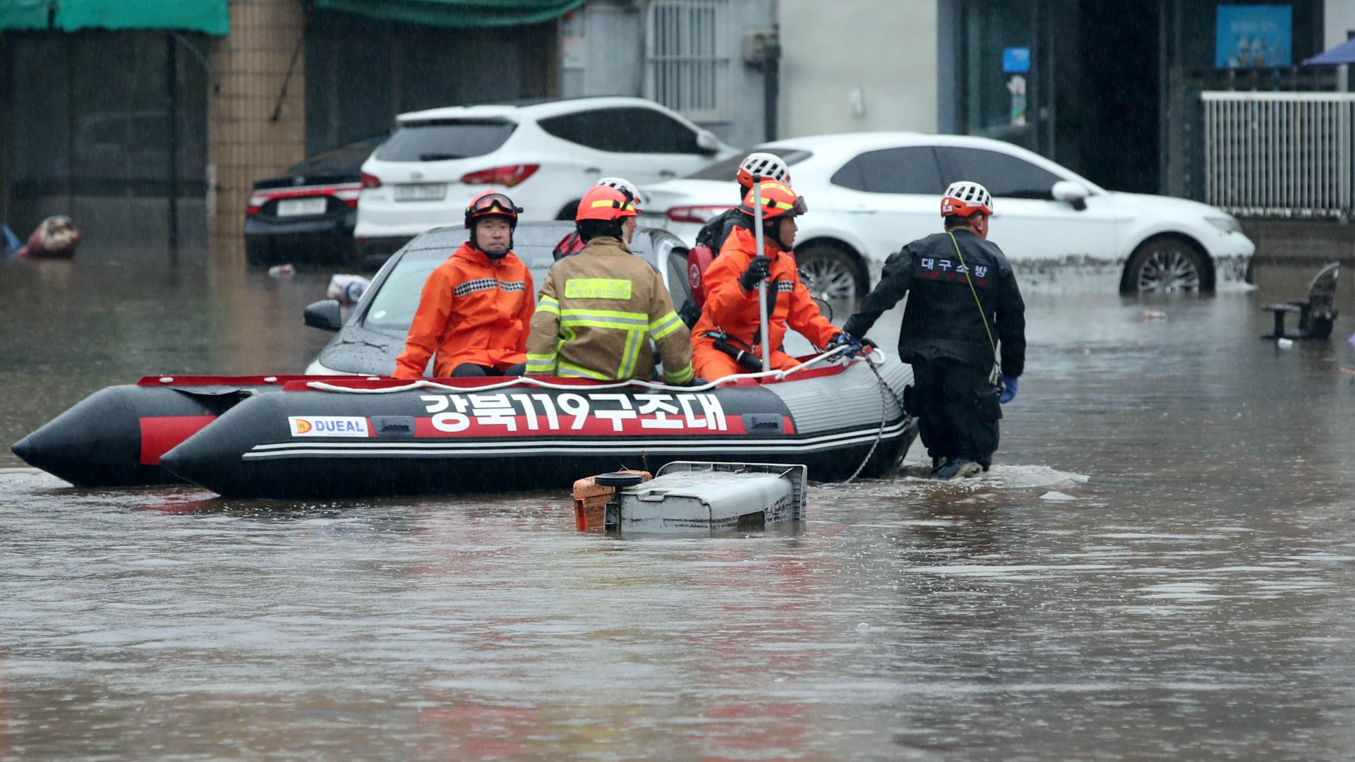 Heavy rainfall kills at least four and displaces over 1,000 in South Korea