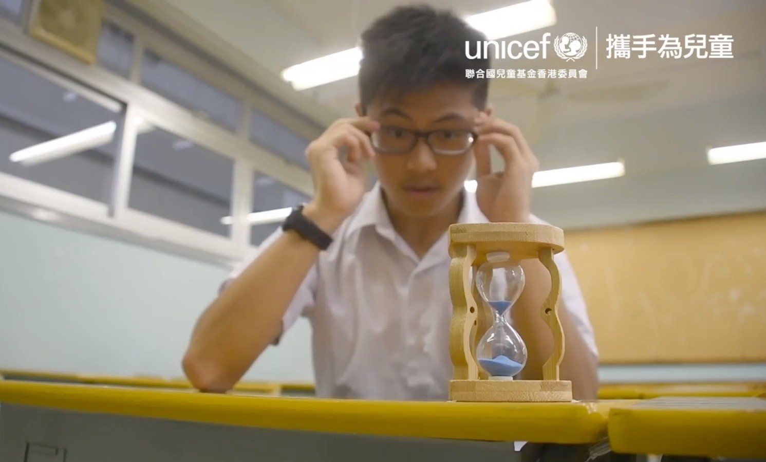 The main character finds an hourglass that can reverse time.