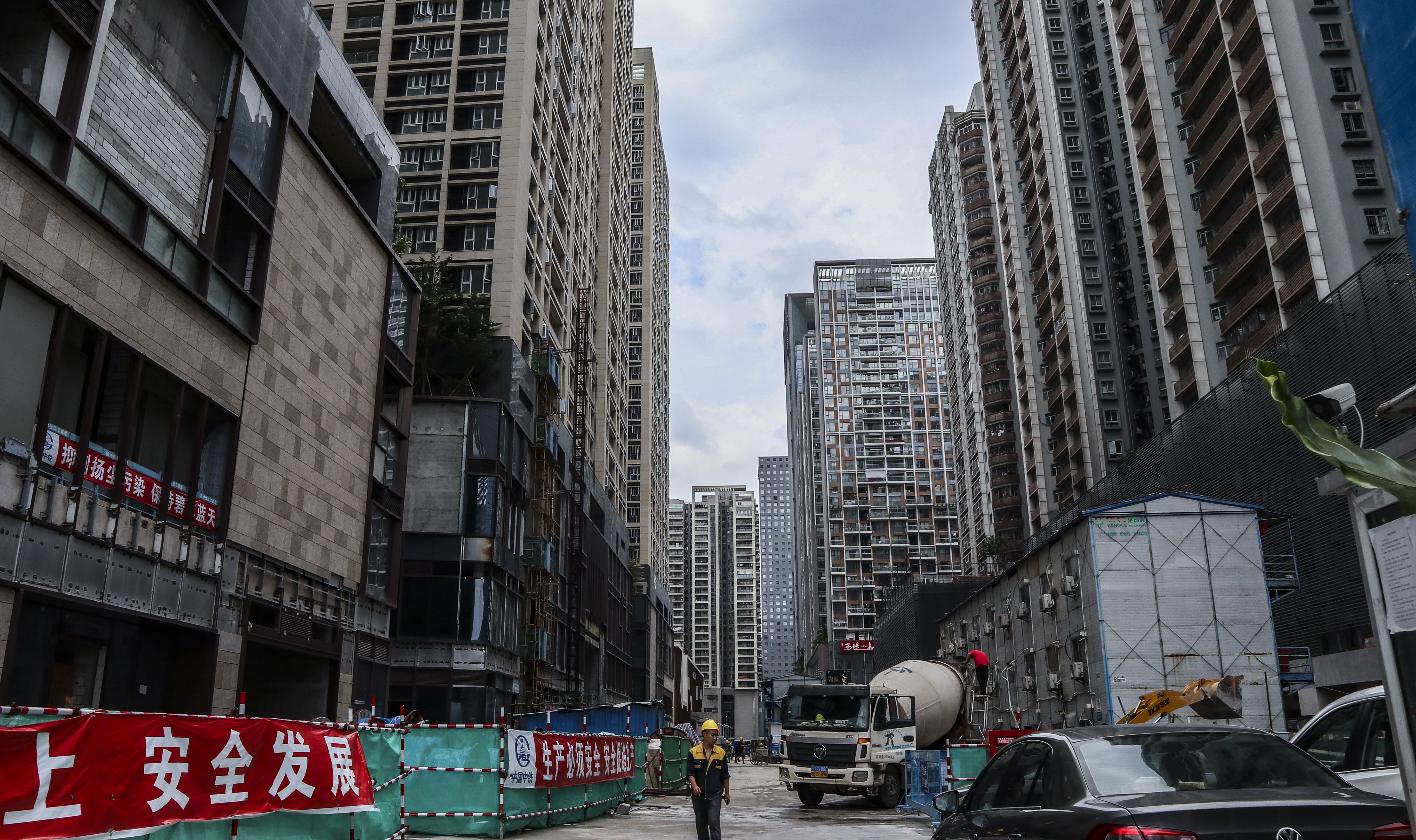The BPA called upon the governments of Hong Kong and Beijing to give people incentives to work on the mainland. 