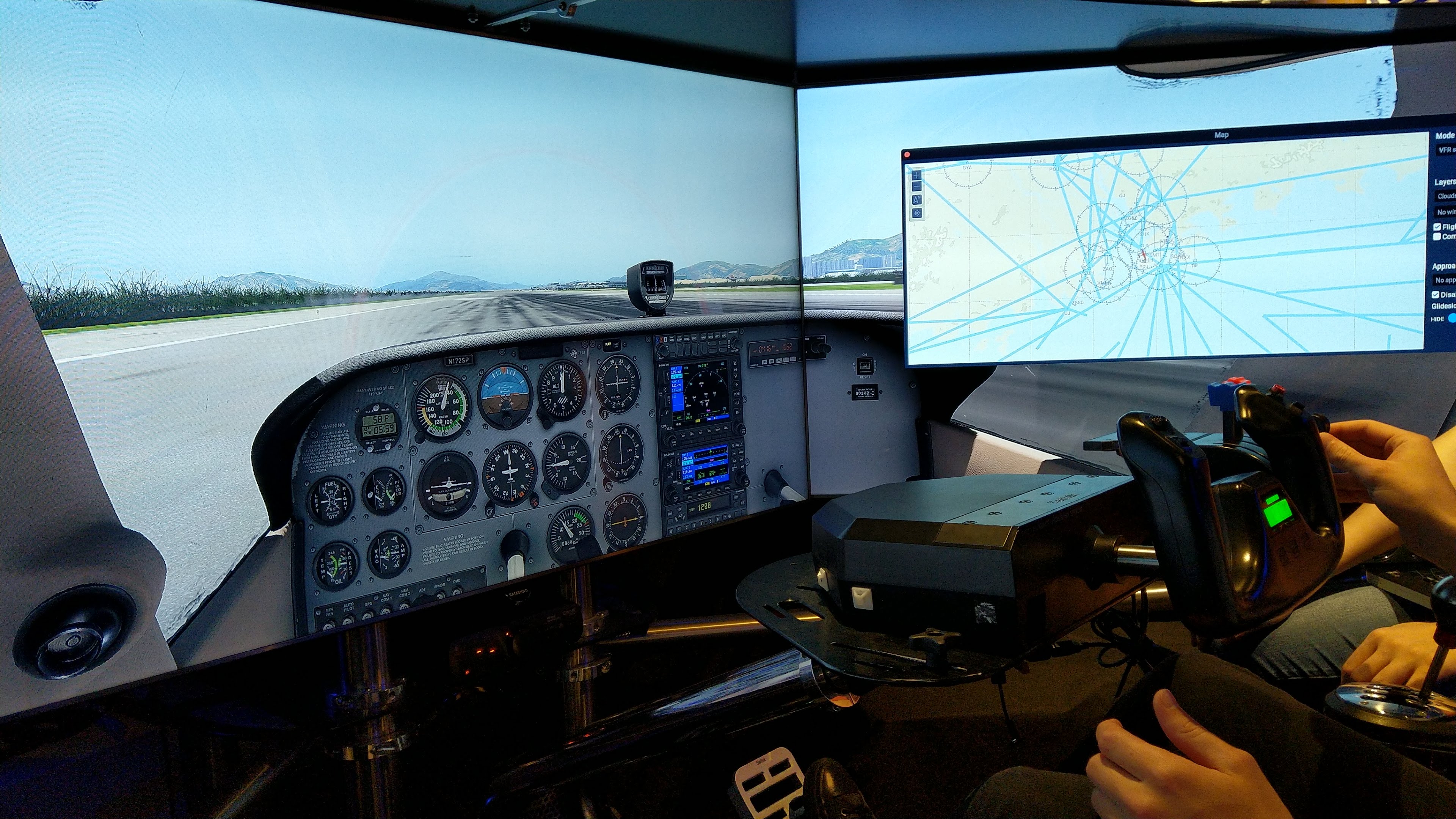 Fly A Plane And Race A Car In A Vr Simulator That Feels Like The Real Thing This Summer Yp South China Morning Post - pilot cabin airplane simulator roblox