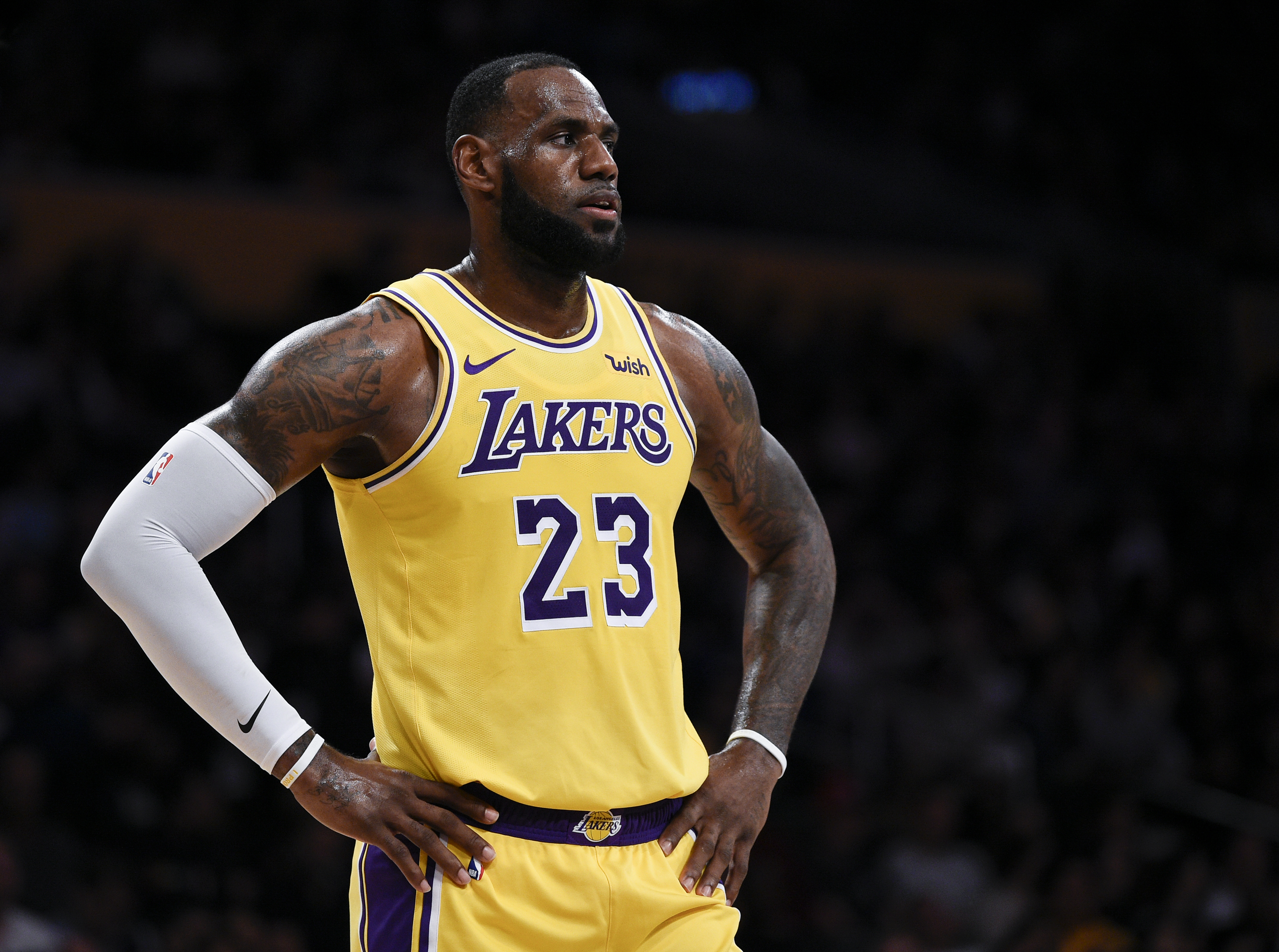 lebron james samsung 2018