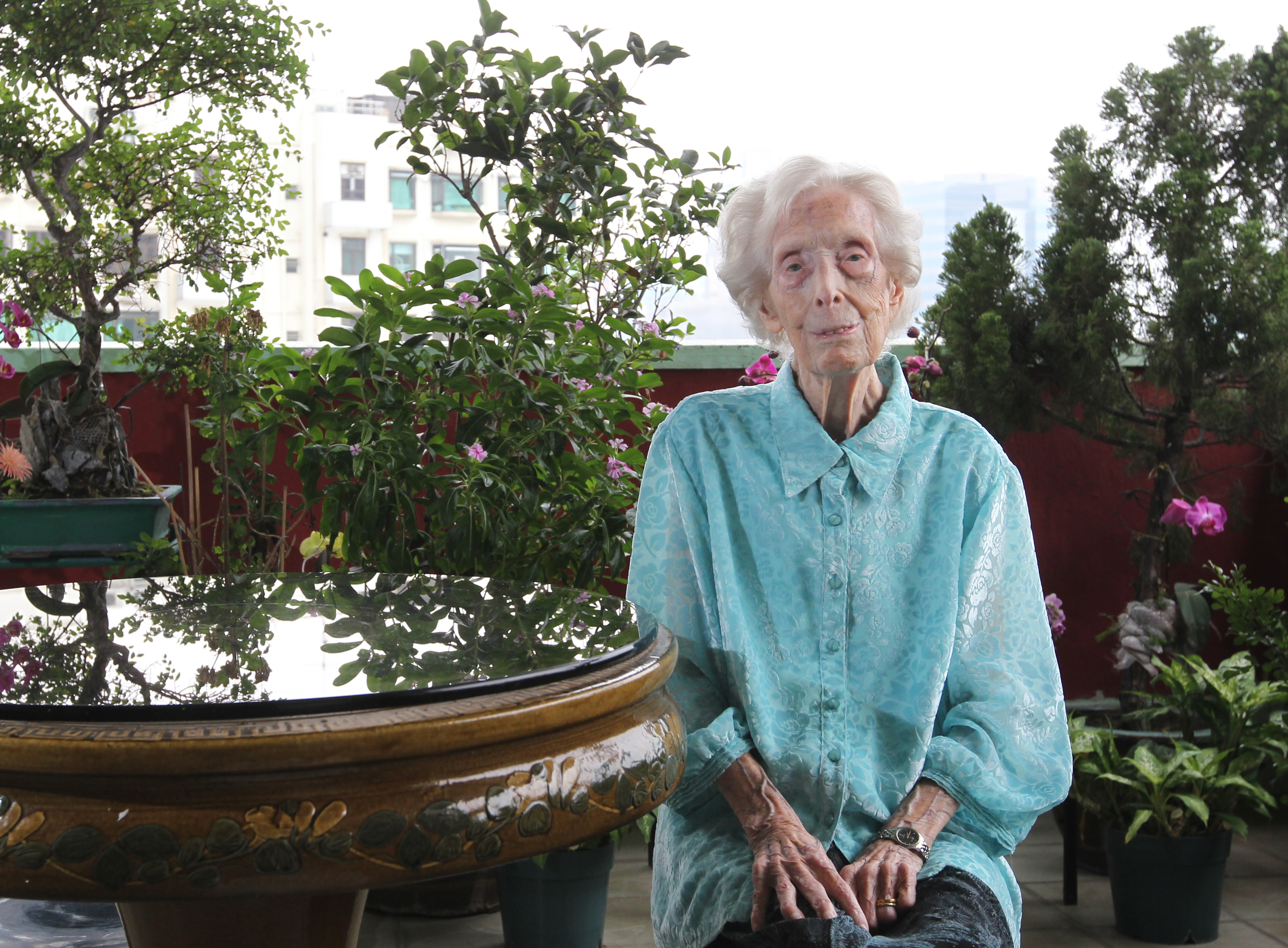 Elsie Tu, former lawmaker and social activist, is interviewed at her home in Kwun Tong. She will celebrate her 100th birthday on May 31. 16APR13