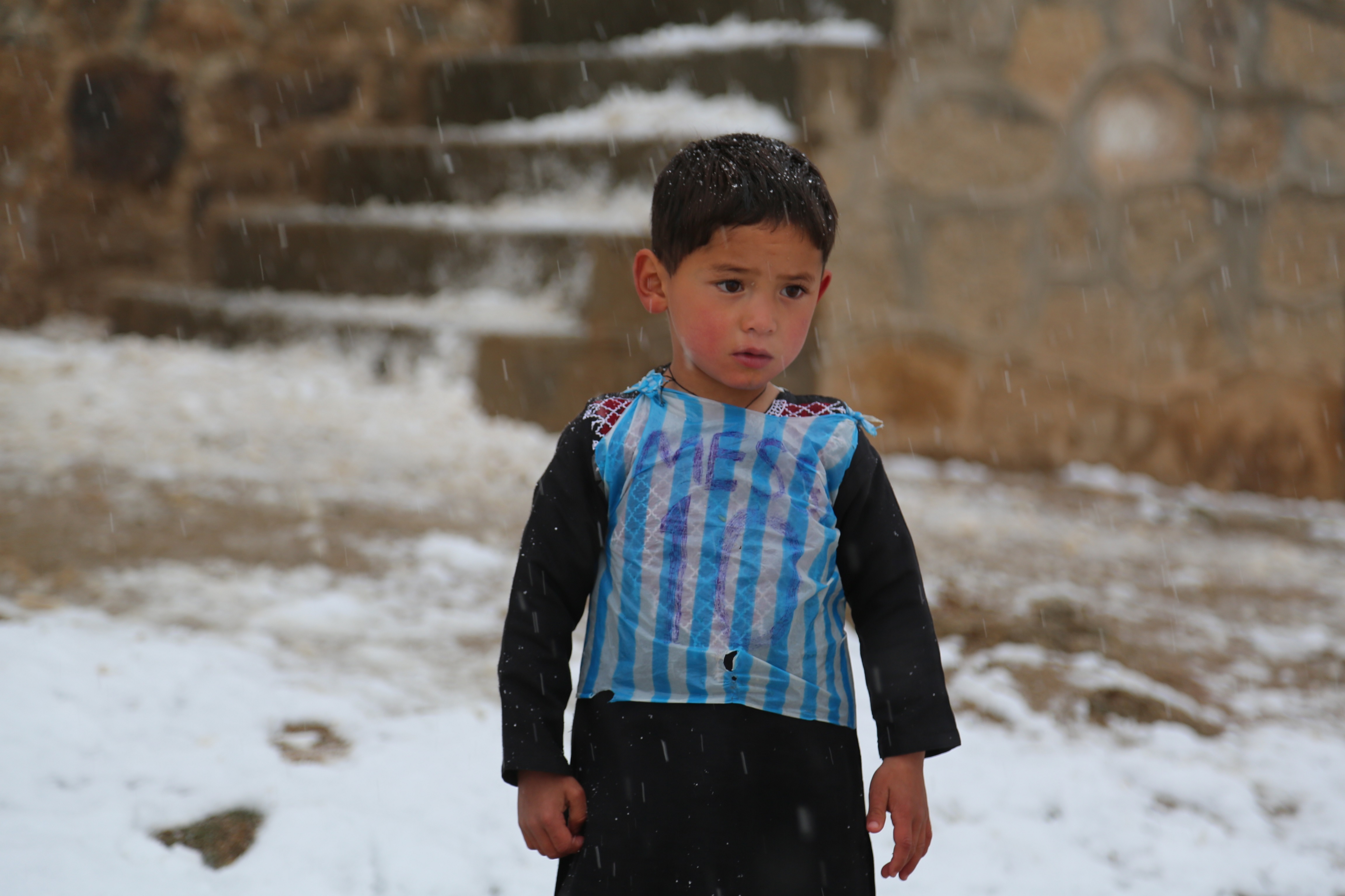 Lionel Messi meets 'plastic shirt' boy Murtaza Ahmadi