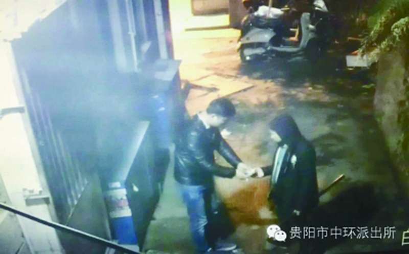 A photograph taken from CCTV footage, which reportedly shows the suspect in the case robbing a man in Guizhou province on February 29. Photo: Guizhou Business Daily