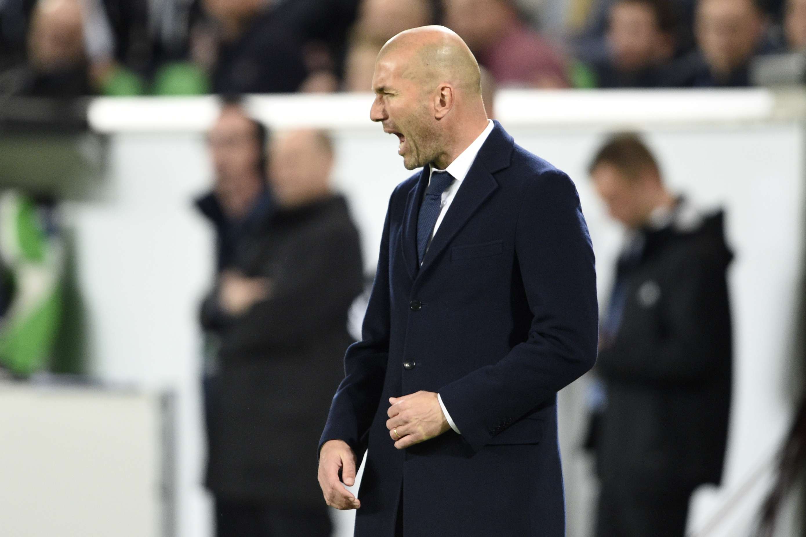 Real Madrid coach Zinedine Zidane barks instructions from the sidelines. Photo: Reuters